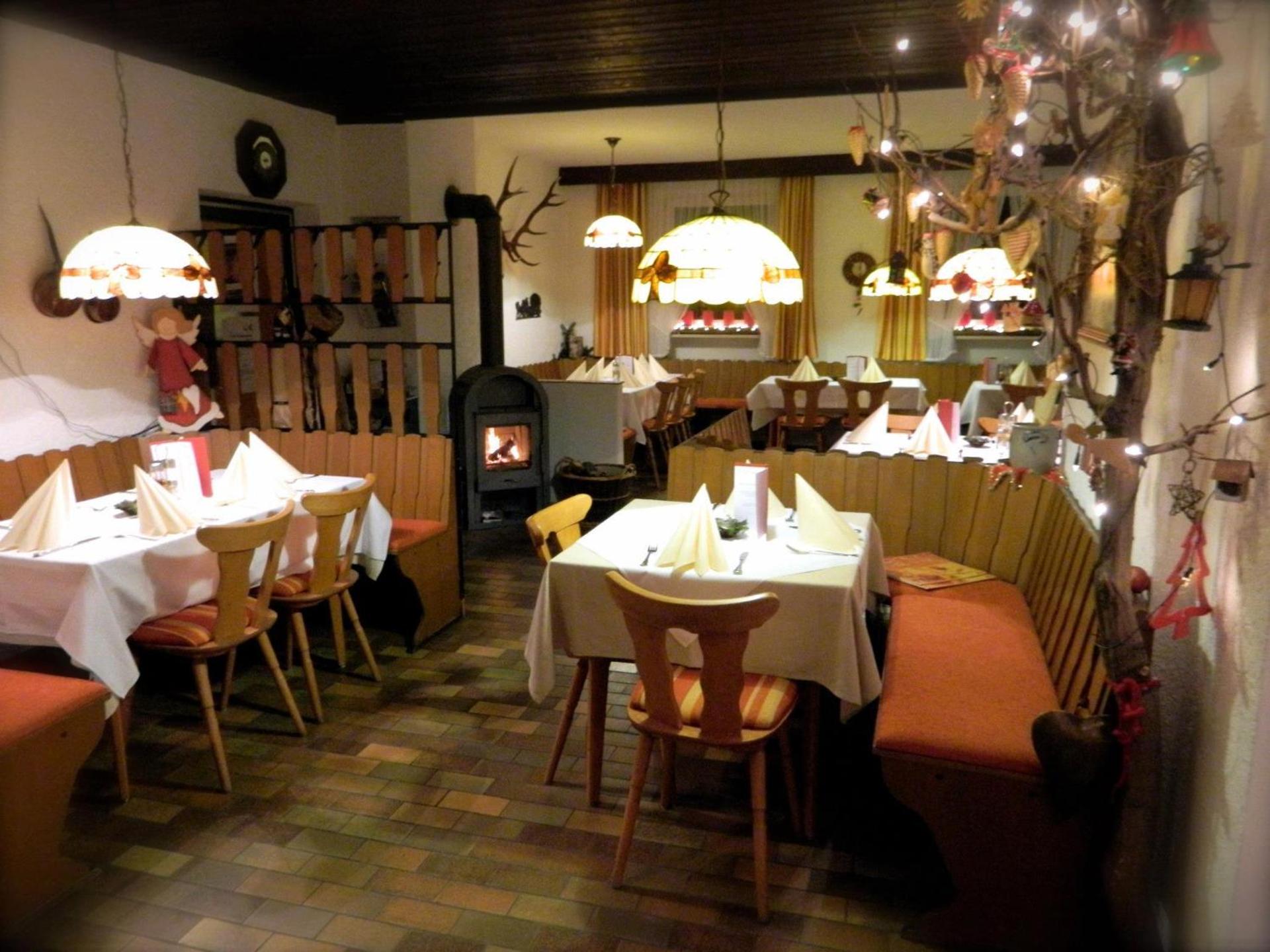 Restaurant/places to eat