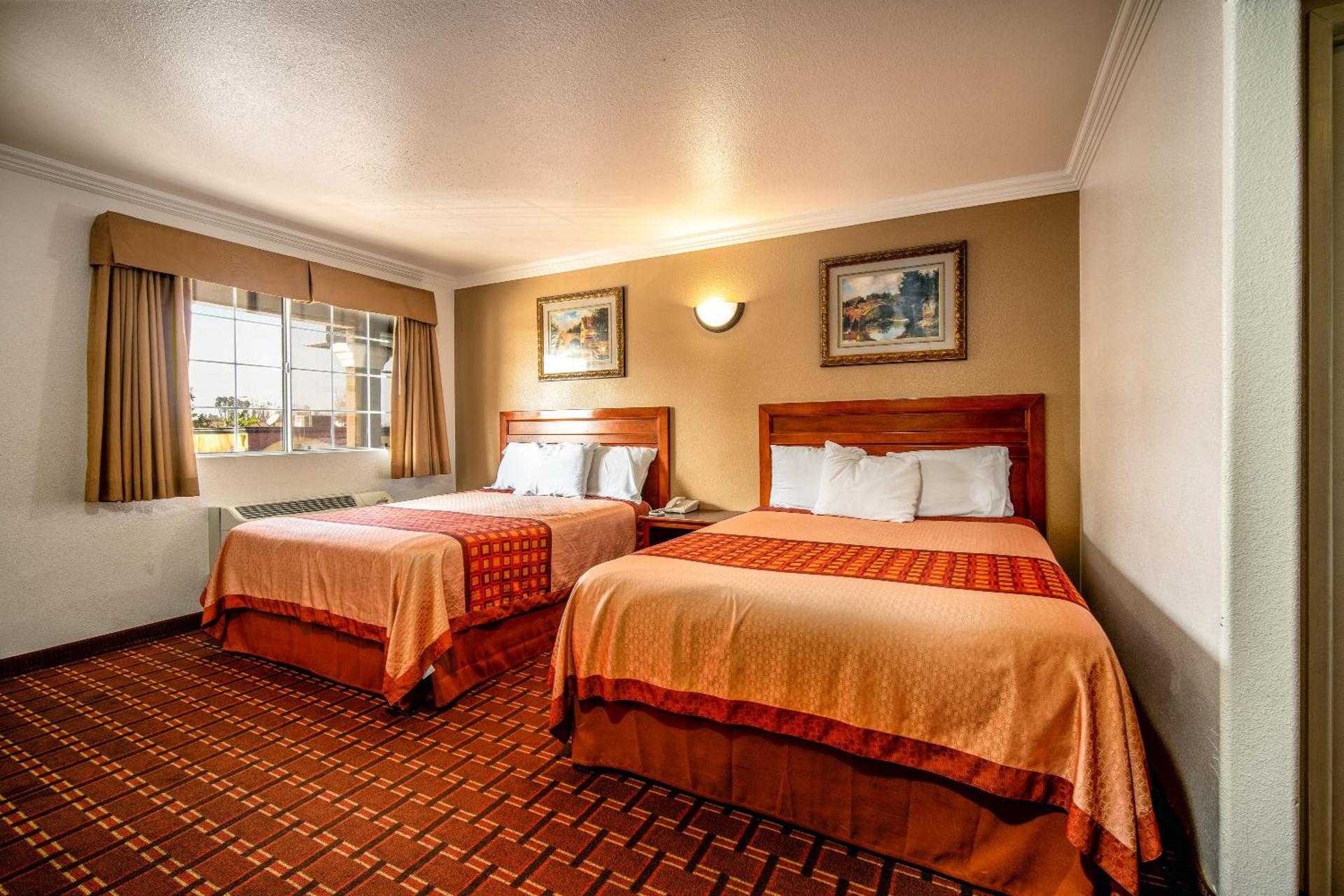 Regency Inn & Suites Downey