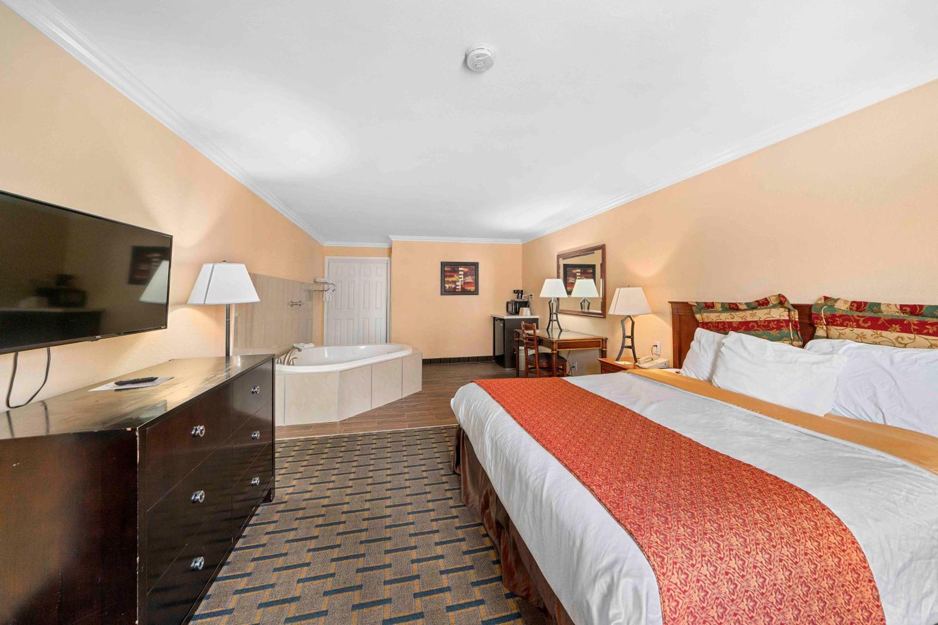 The Lemon Tree Hotel