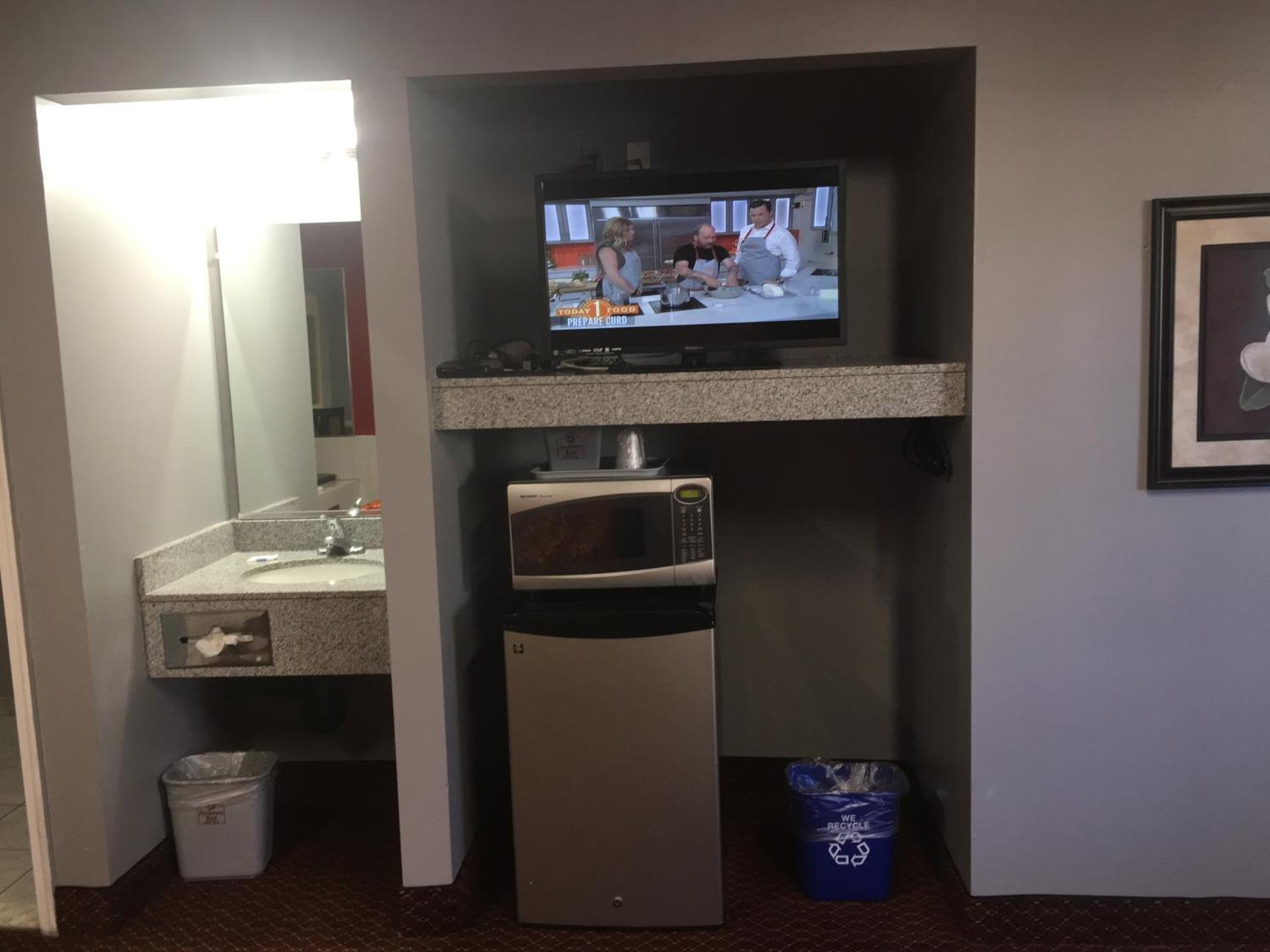 Communal lounge/ TV room