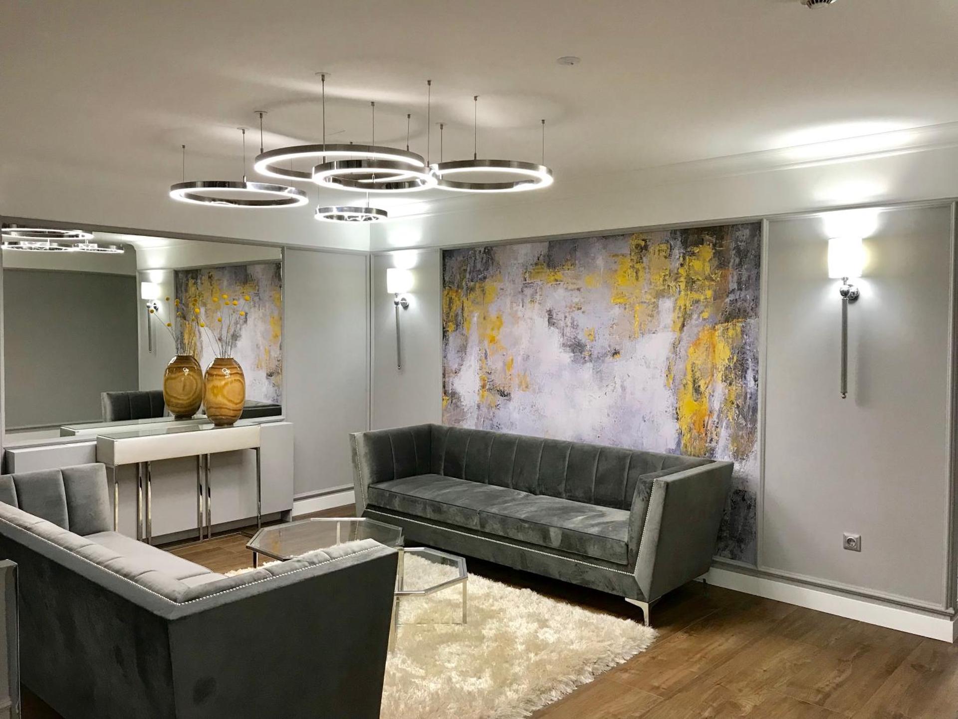 Communal lounge/ TV room