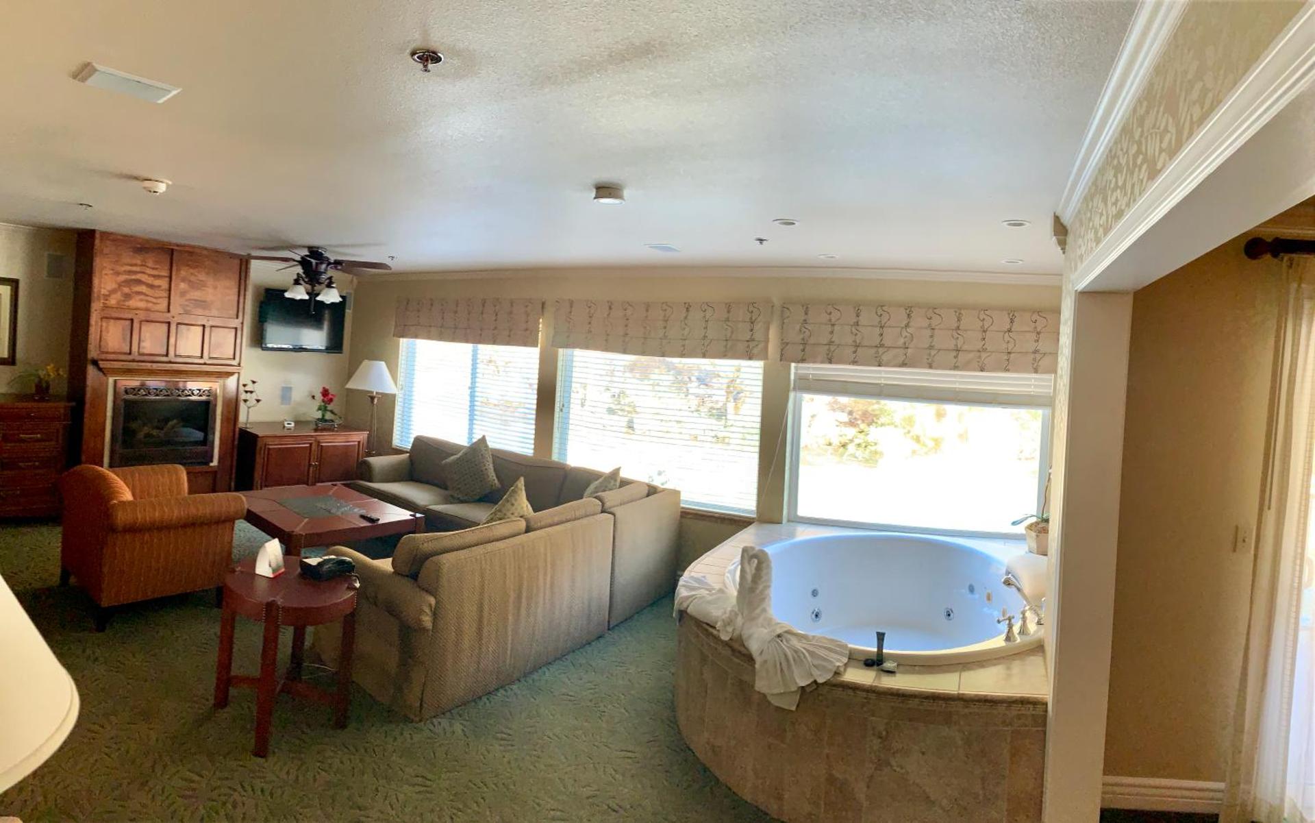 Suite with River View