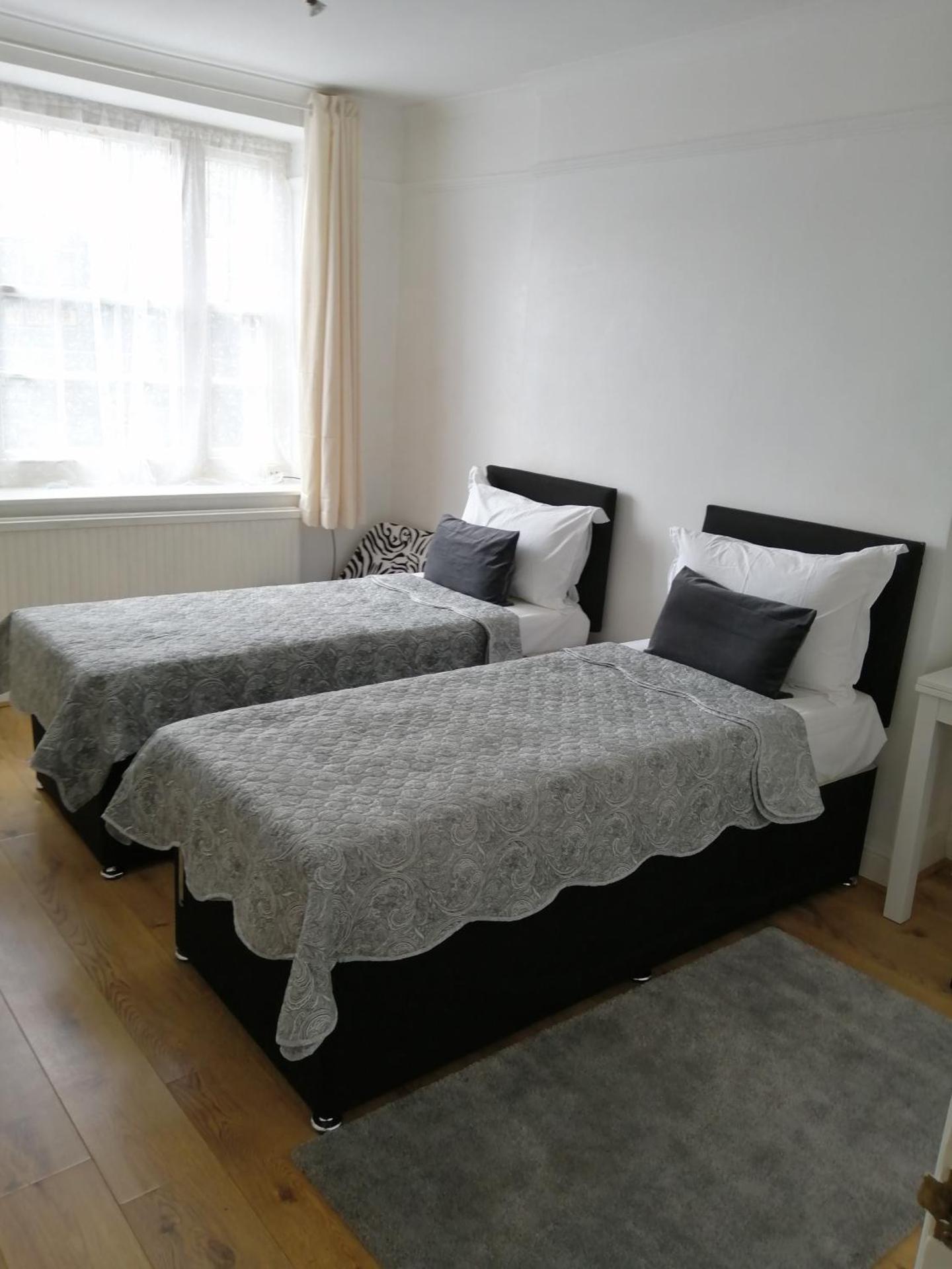 Dream Time Apartments-Aqua Suite