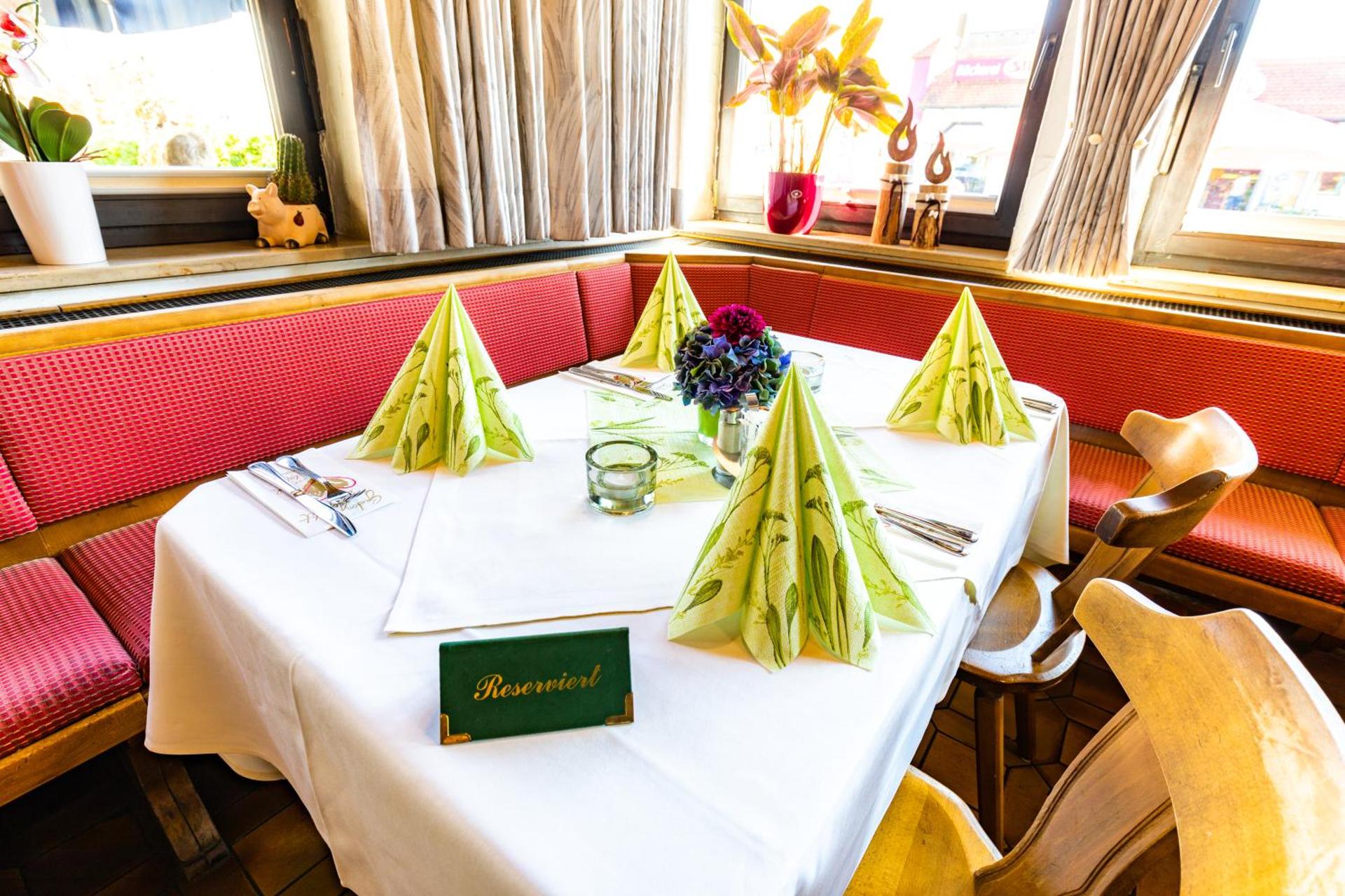 Restaurant/places to eat