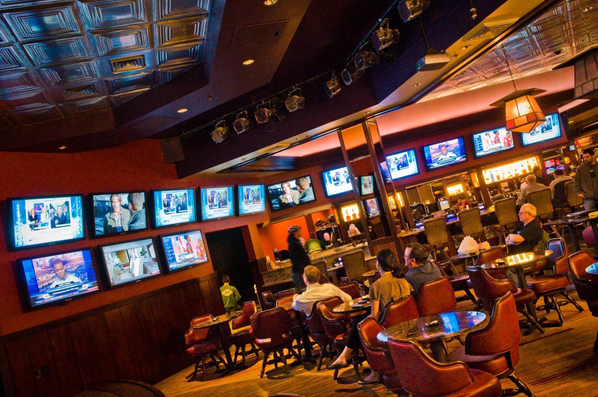 Carson Valley Motor Lodge and Suites