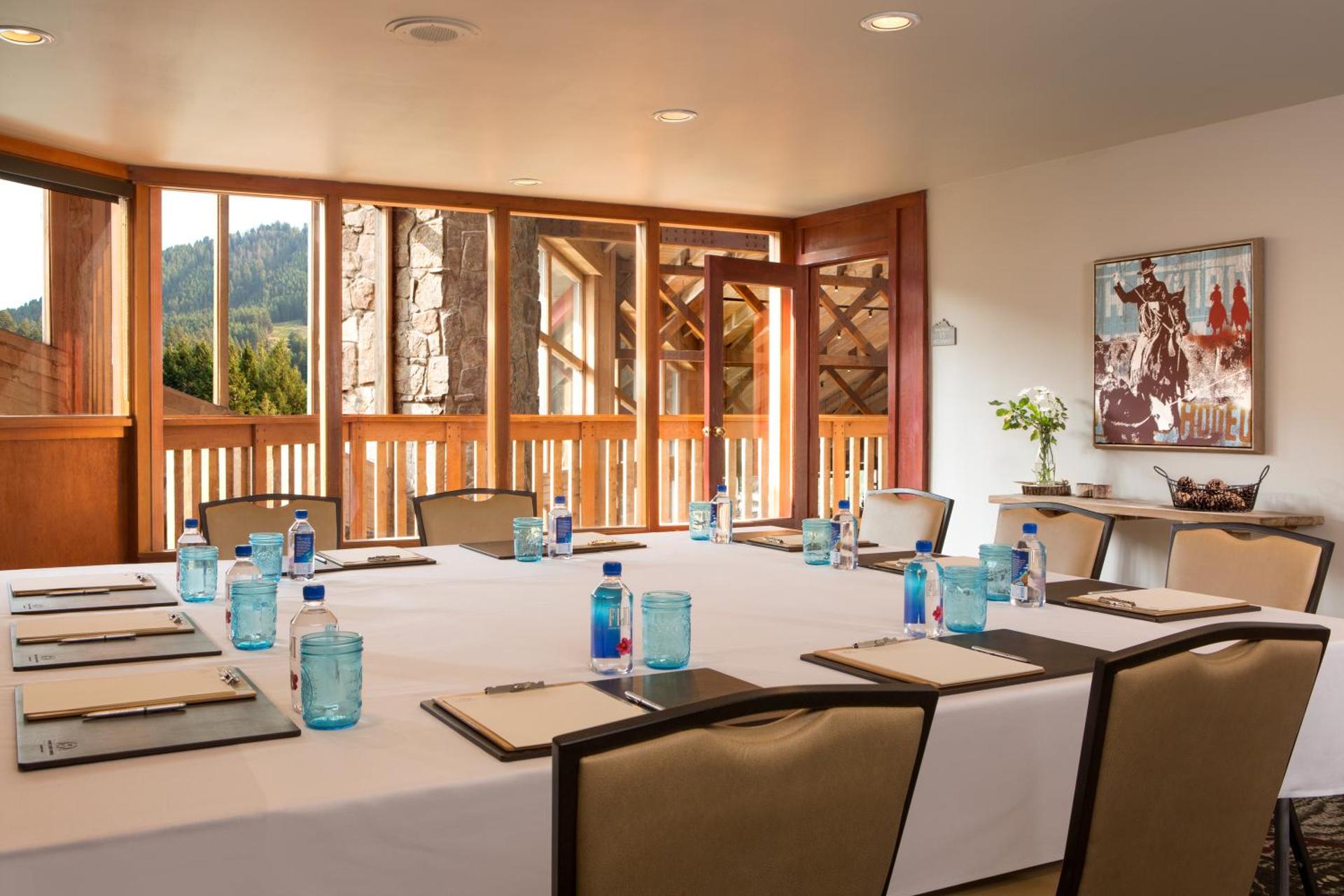 Meeting/conference room