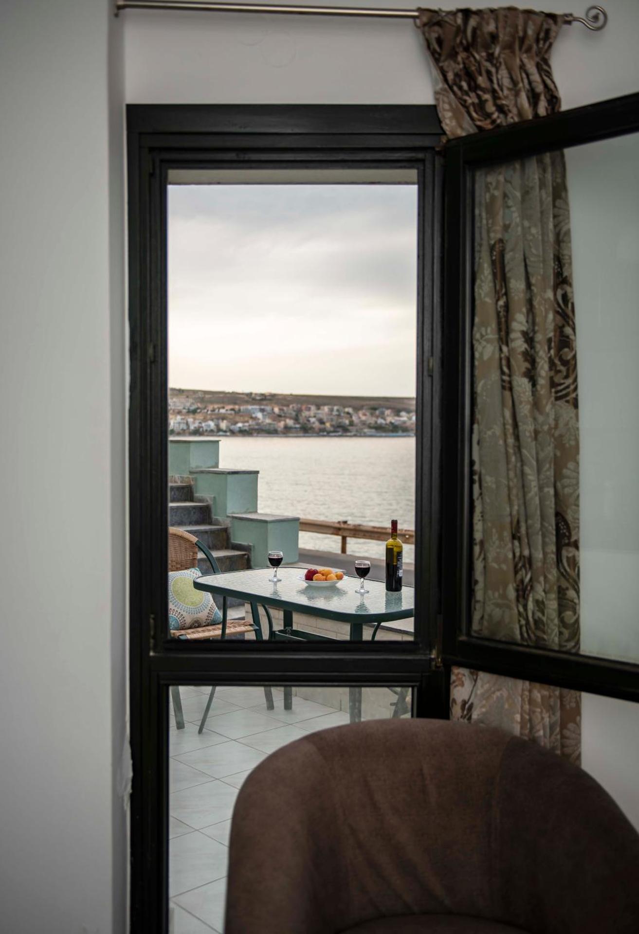 Sunrise Beachfront Apartment