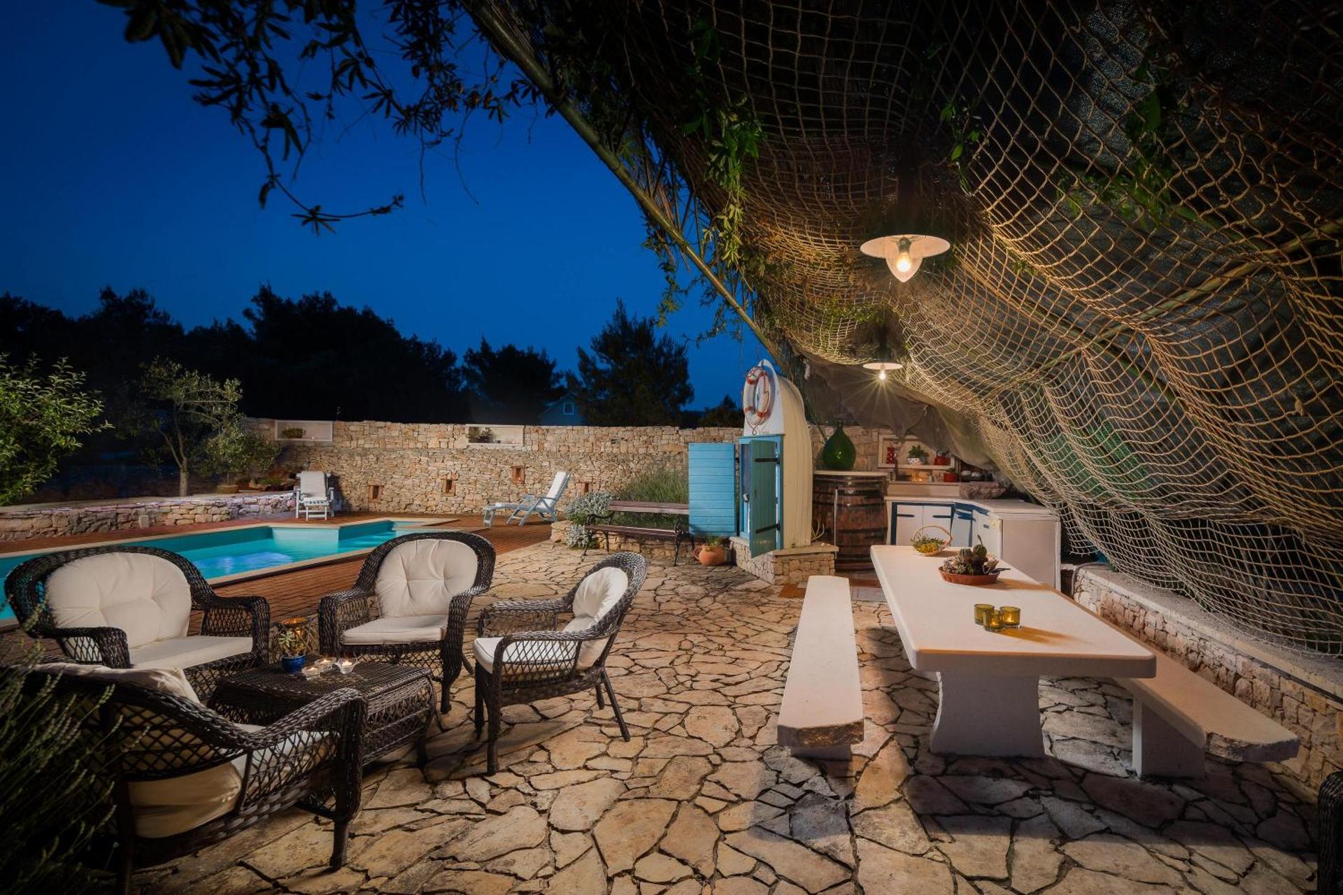 Apartments Dalmatinska Kuća