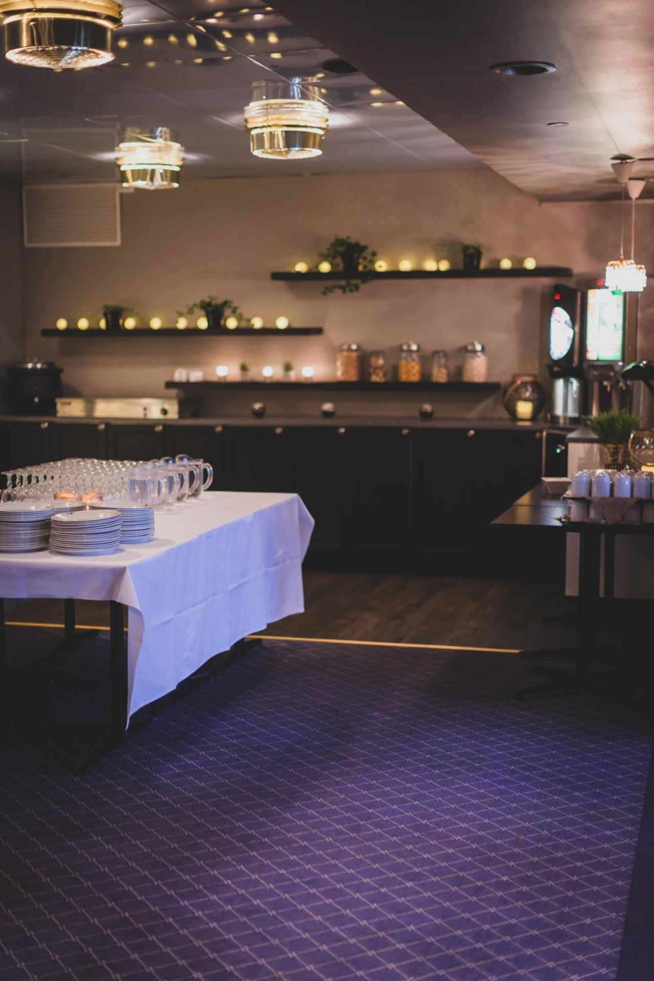 Restaurant/places to eat