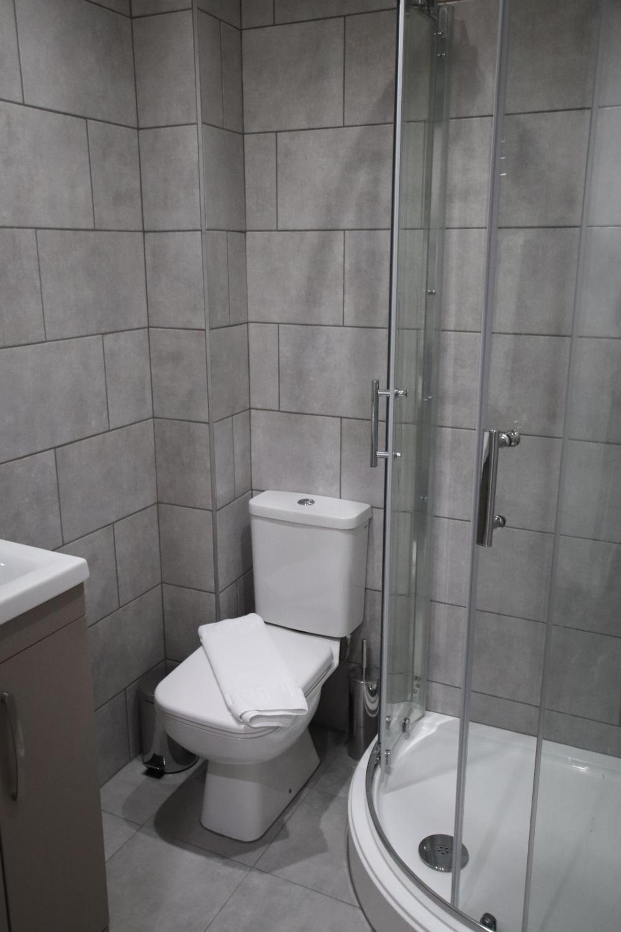 Halifax House, Studio Apartment 214