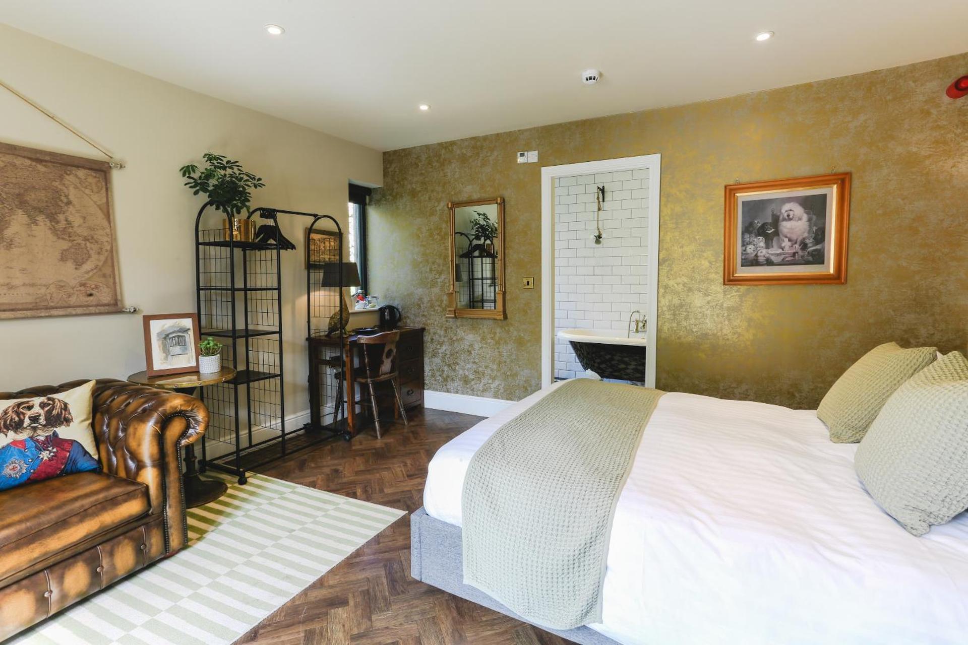 Photo of the whole room