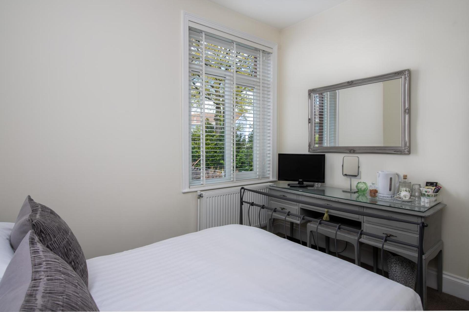 The Dartmouth Boutique B &B