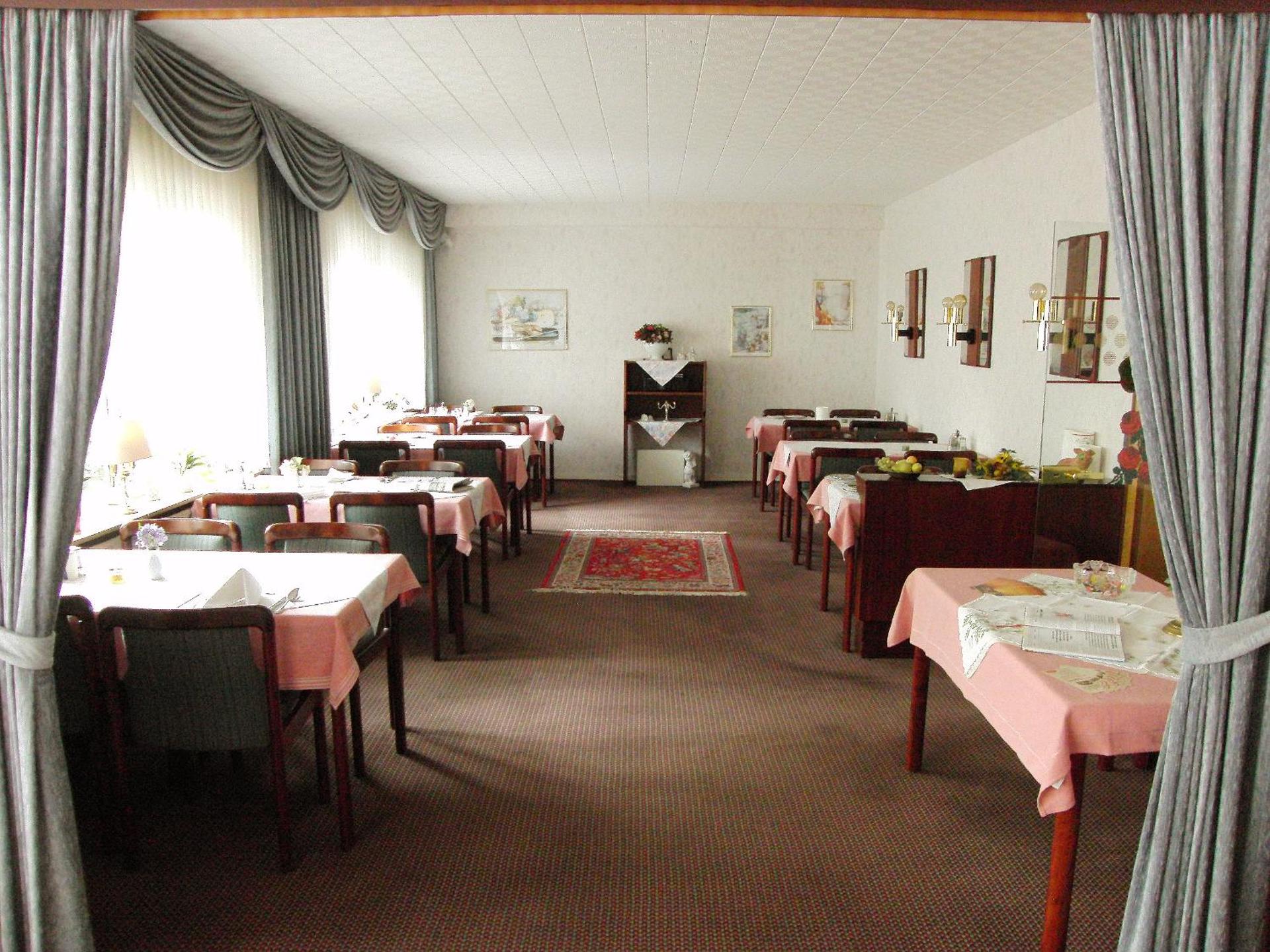 Restaurant/places to eat