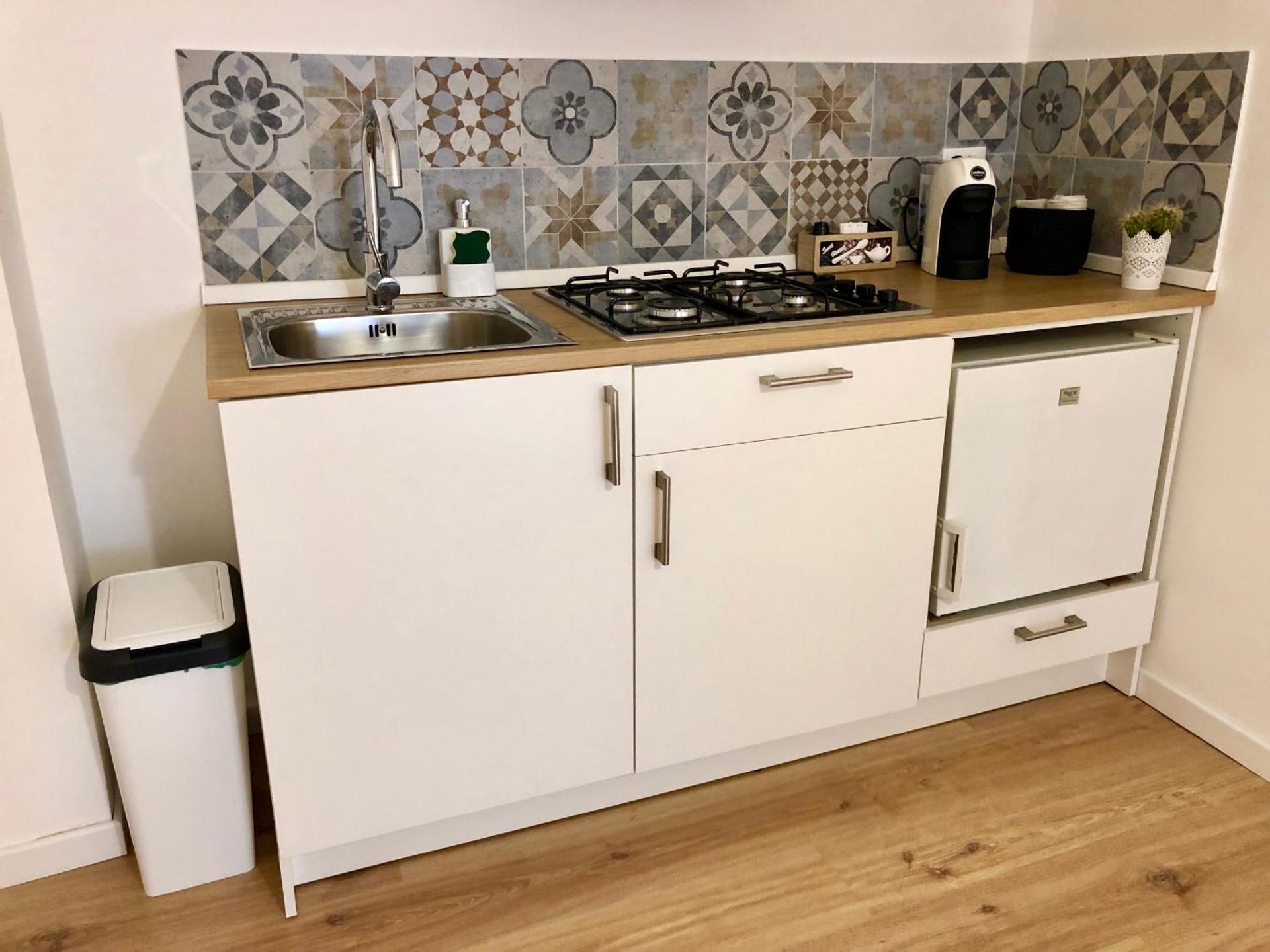 Mondello Beach Rooms - by the sea