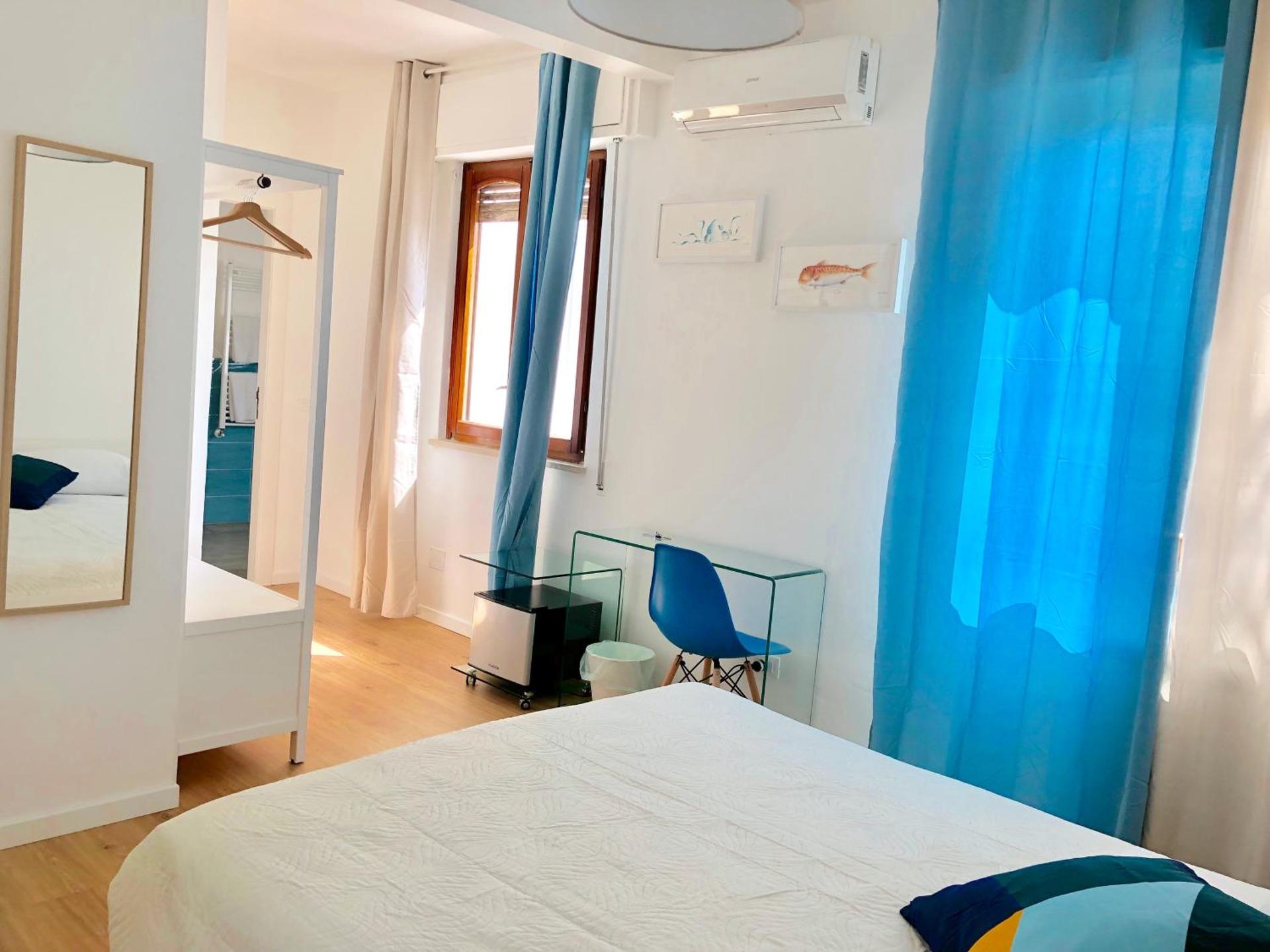 Mondello Beach Rooms - by the sea