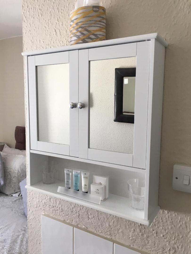 The Old Brasserie & Rooms @ no.8