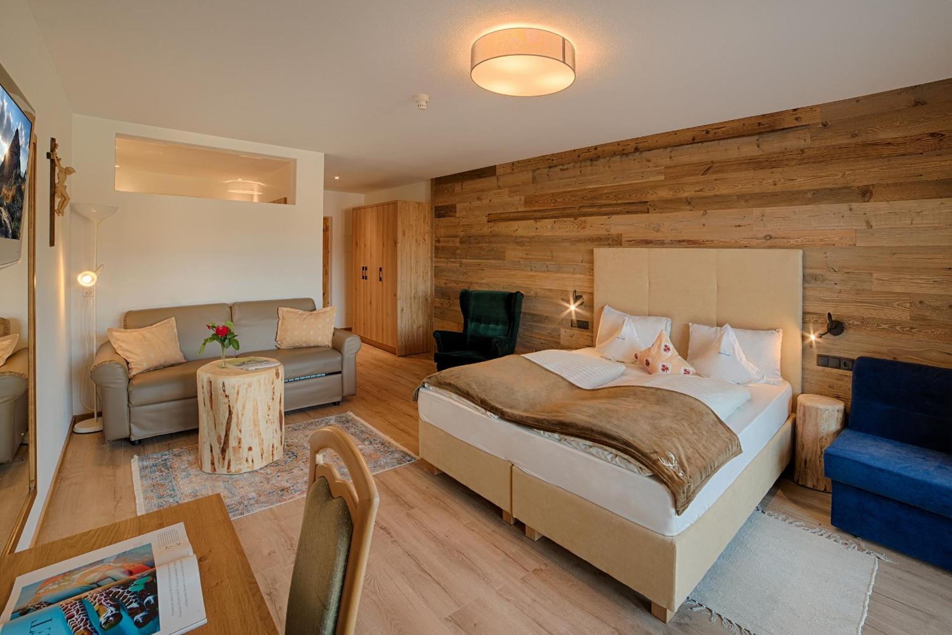 Photo of the whole room