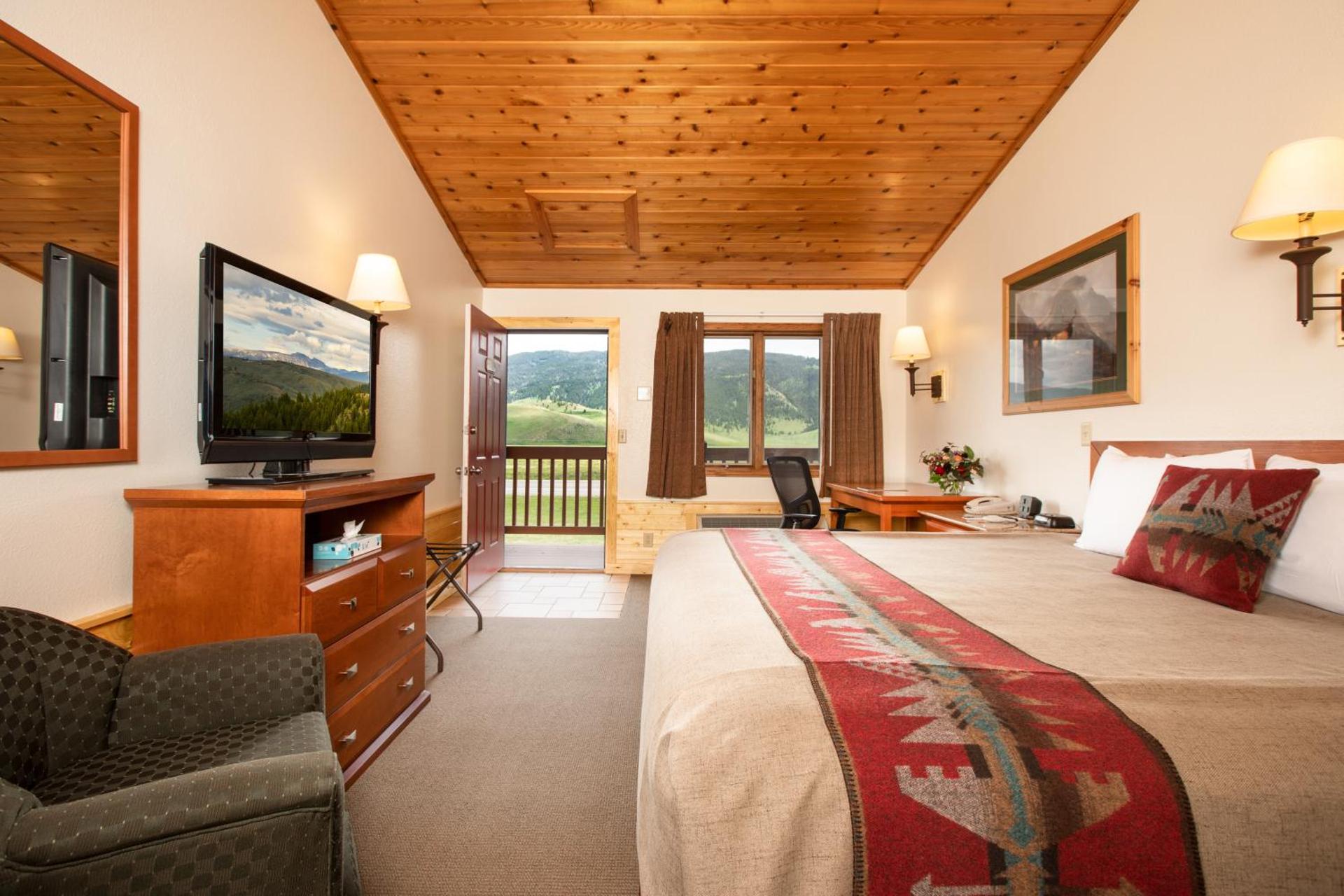 Photo of the whole room