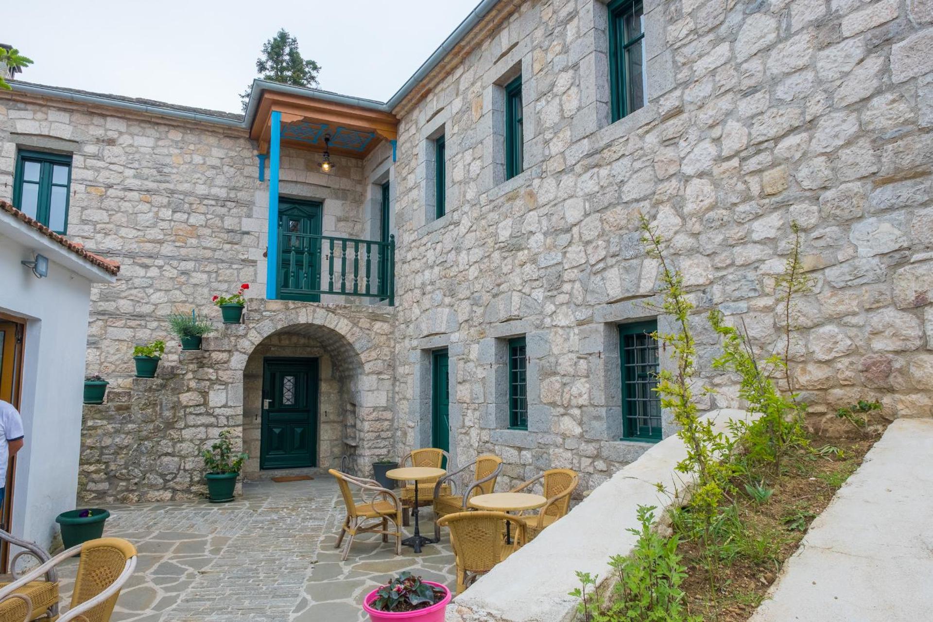 Hotel Arhontiko Vourloka