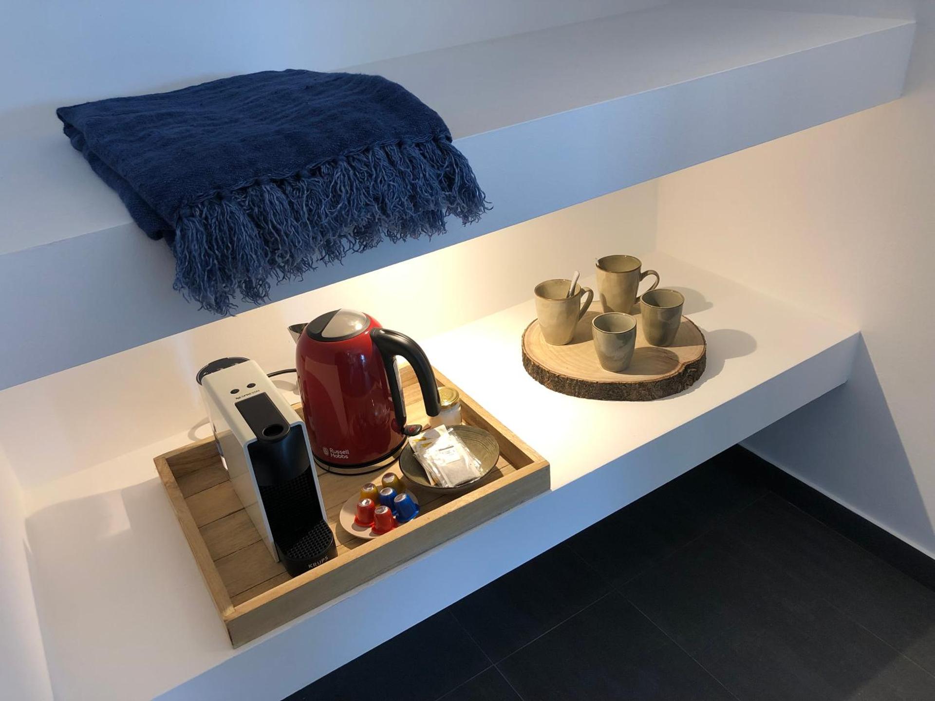 Coffee/tea facilities