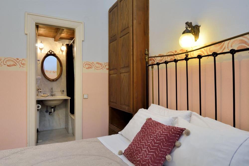 Standard Double Room with Fireplace