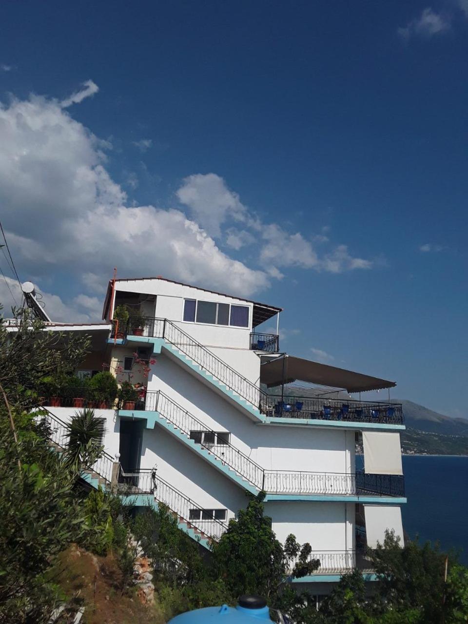 Odhisea Hotel Restaurant