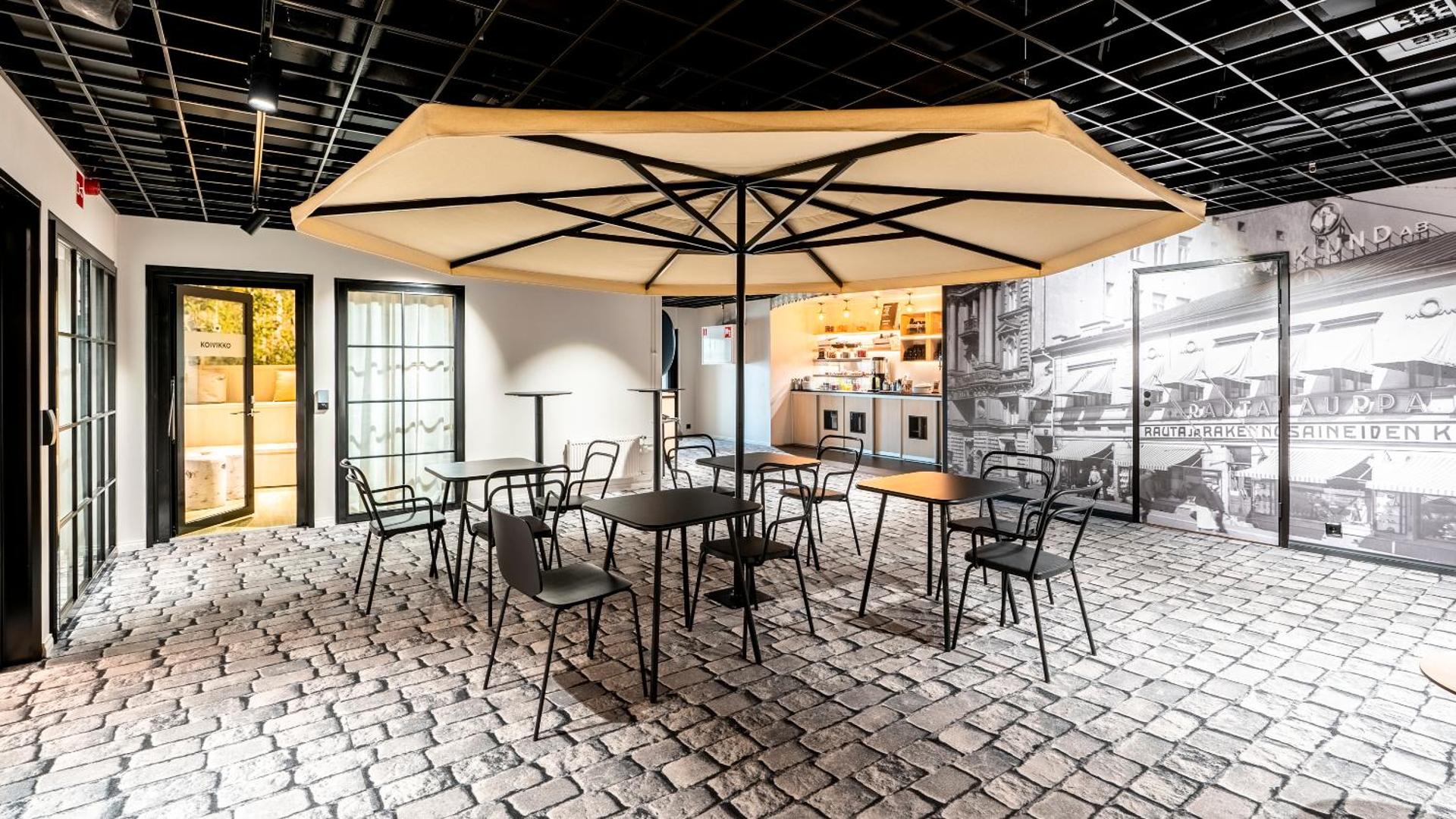 Meeting/conference room