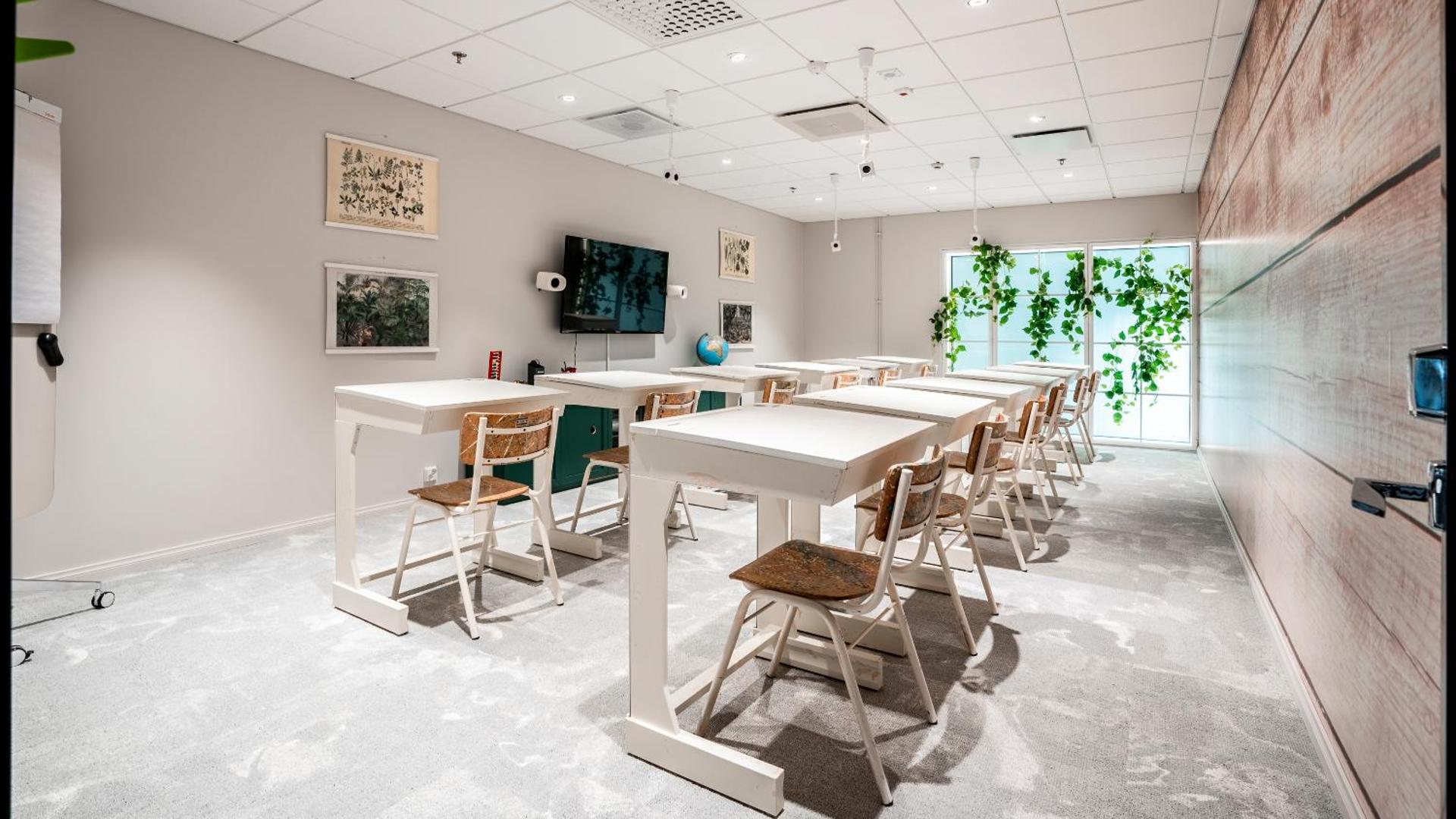 Meeting/conference room