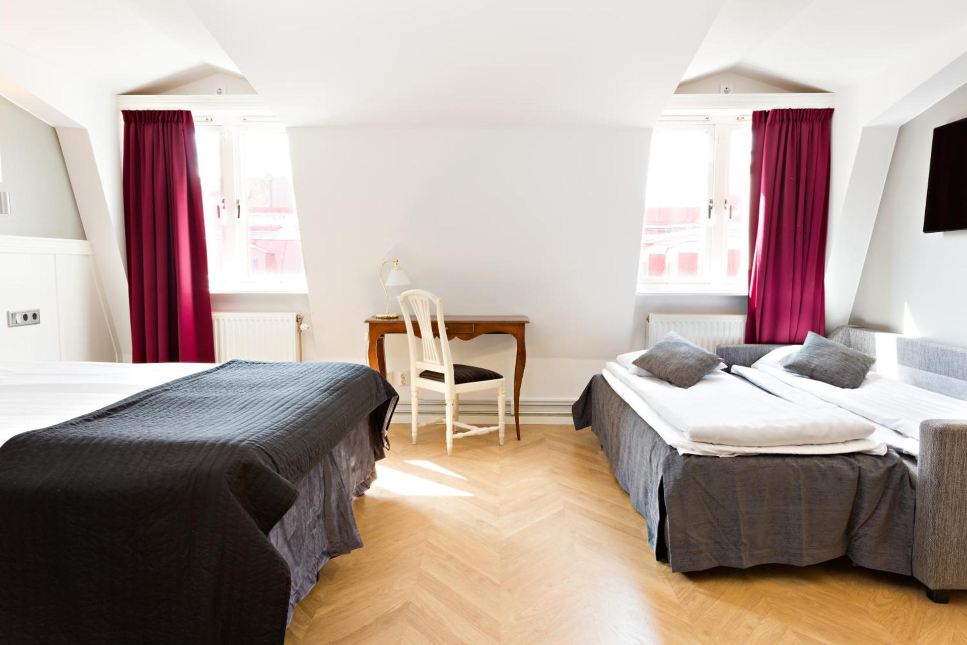 Photo of the whole room