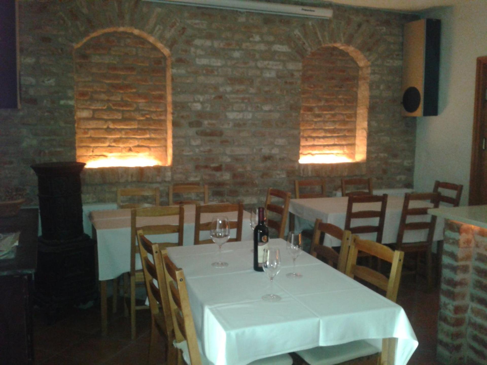 Őzkút Apartmanház