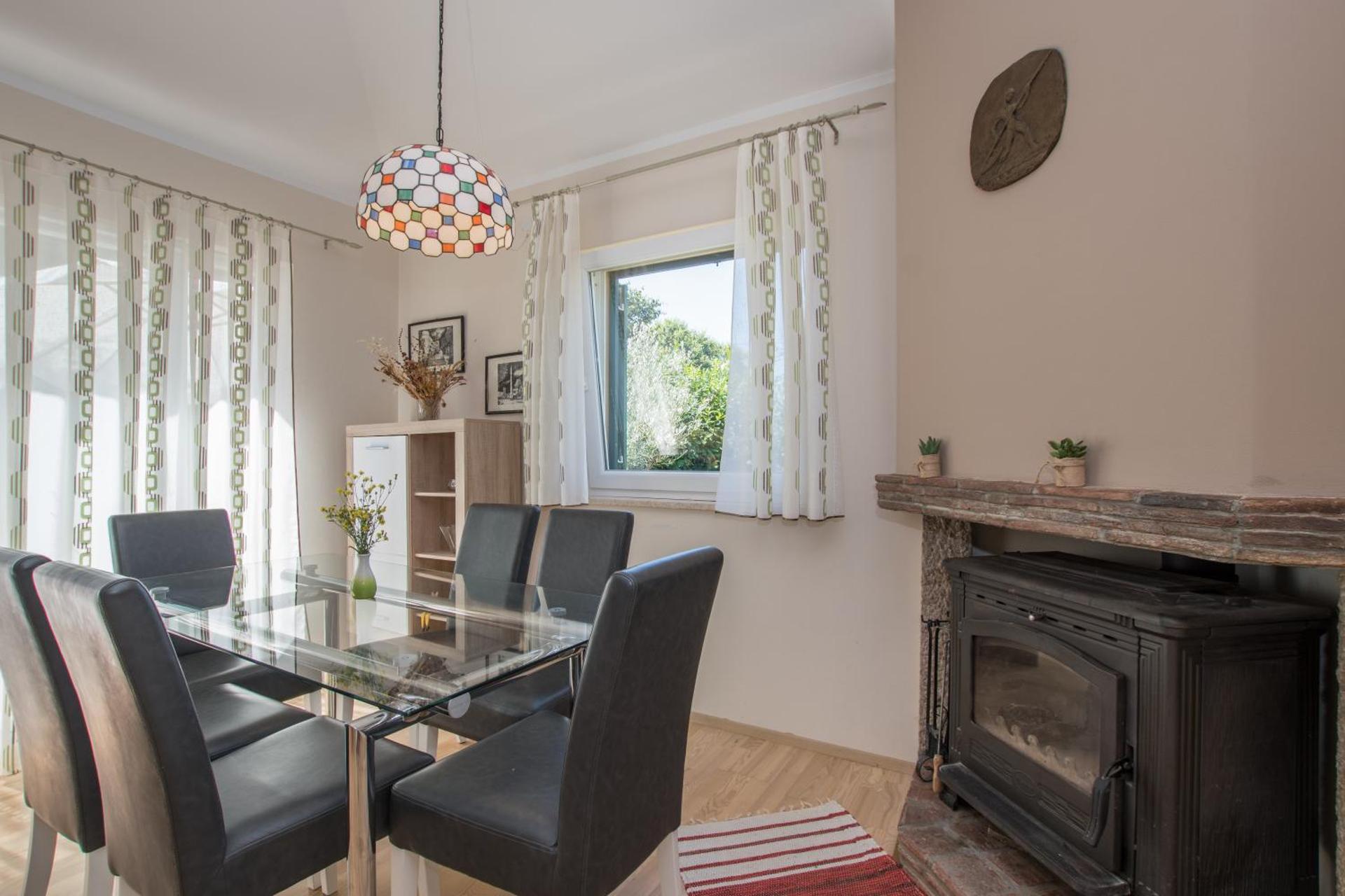 Holiday Home Suzana 1276