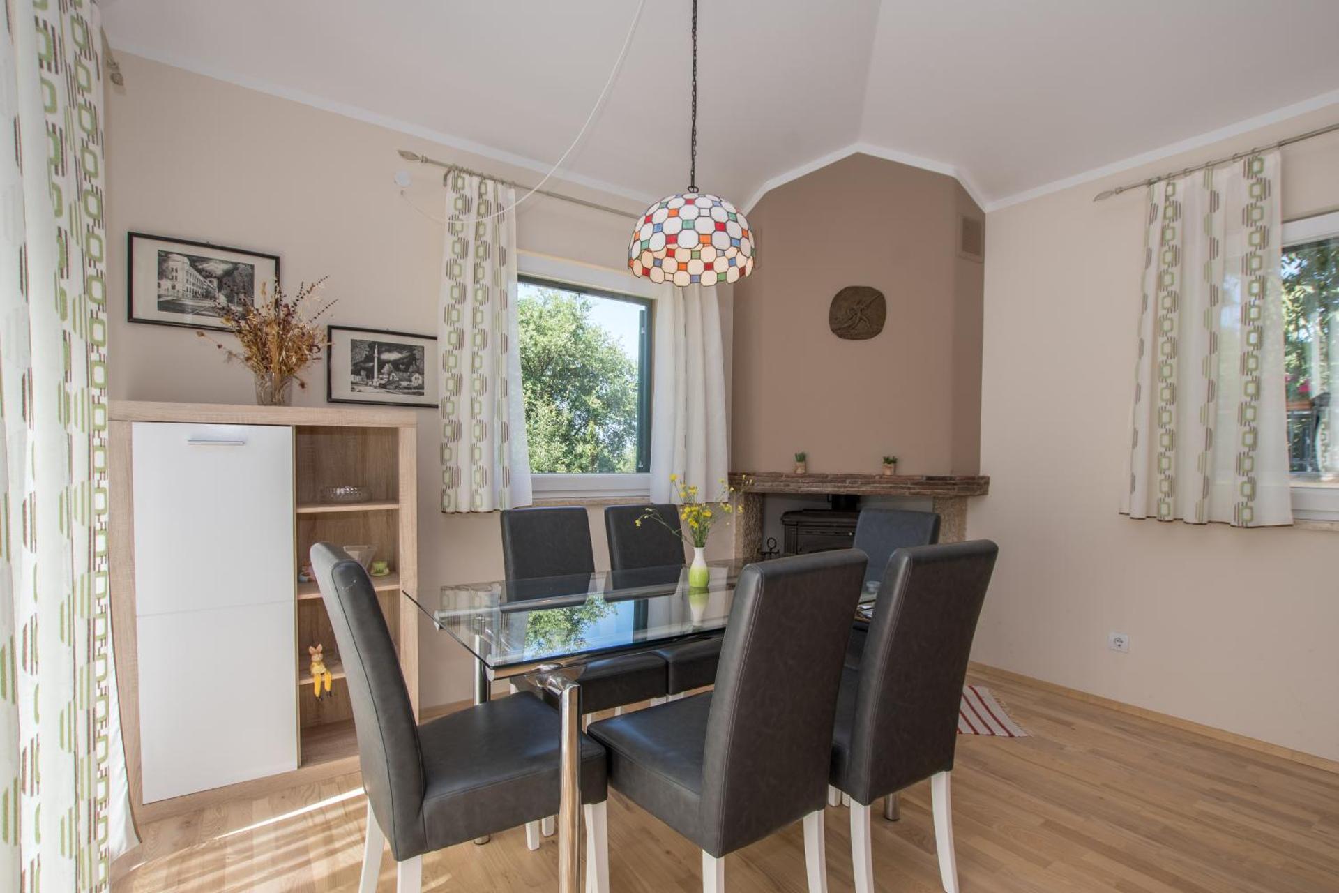 Holiday Home Suzana 1276