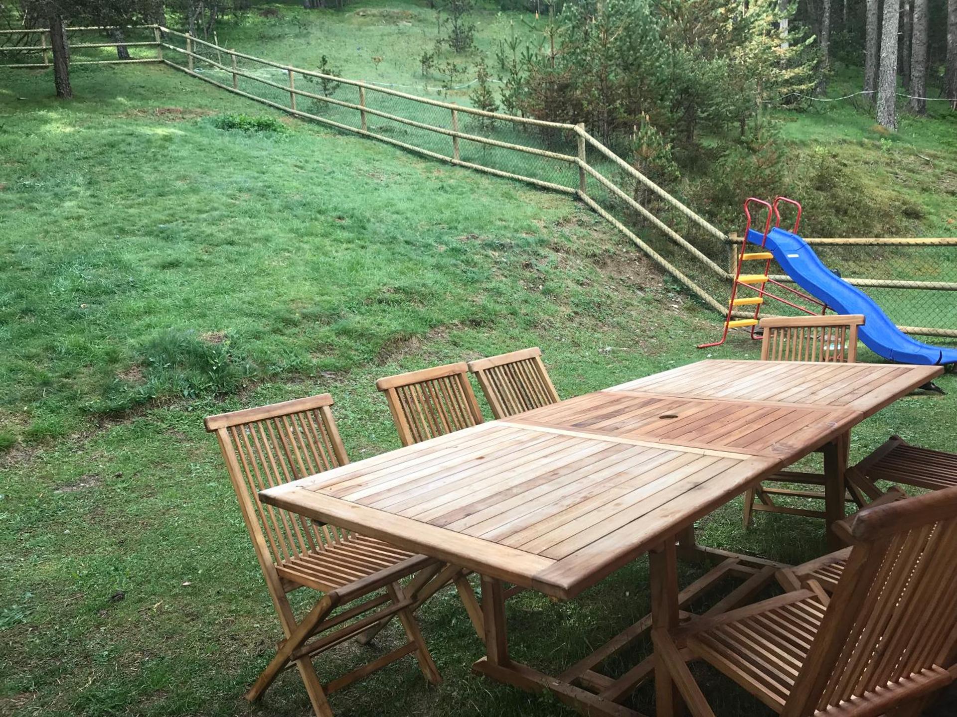 Fantastica casa a la Molina amb jardí en plena natura