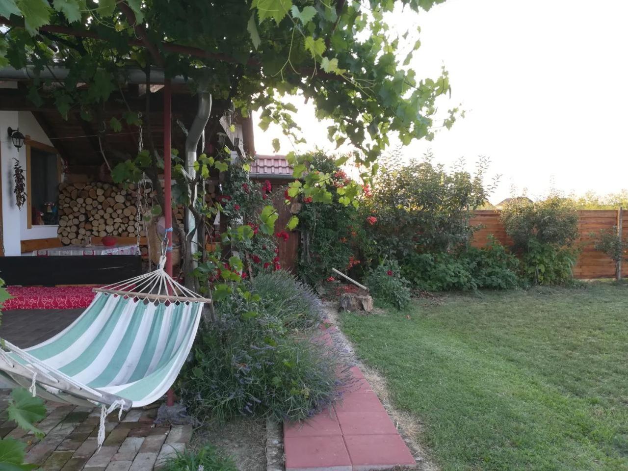 KUĆA ZA ODMOR "DVA SRCA"