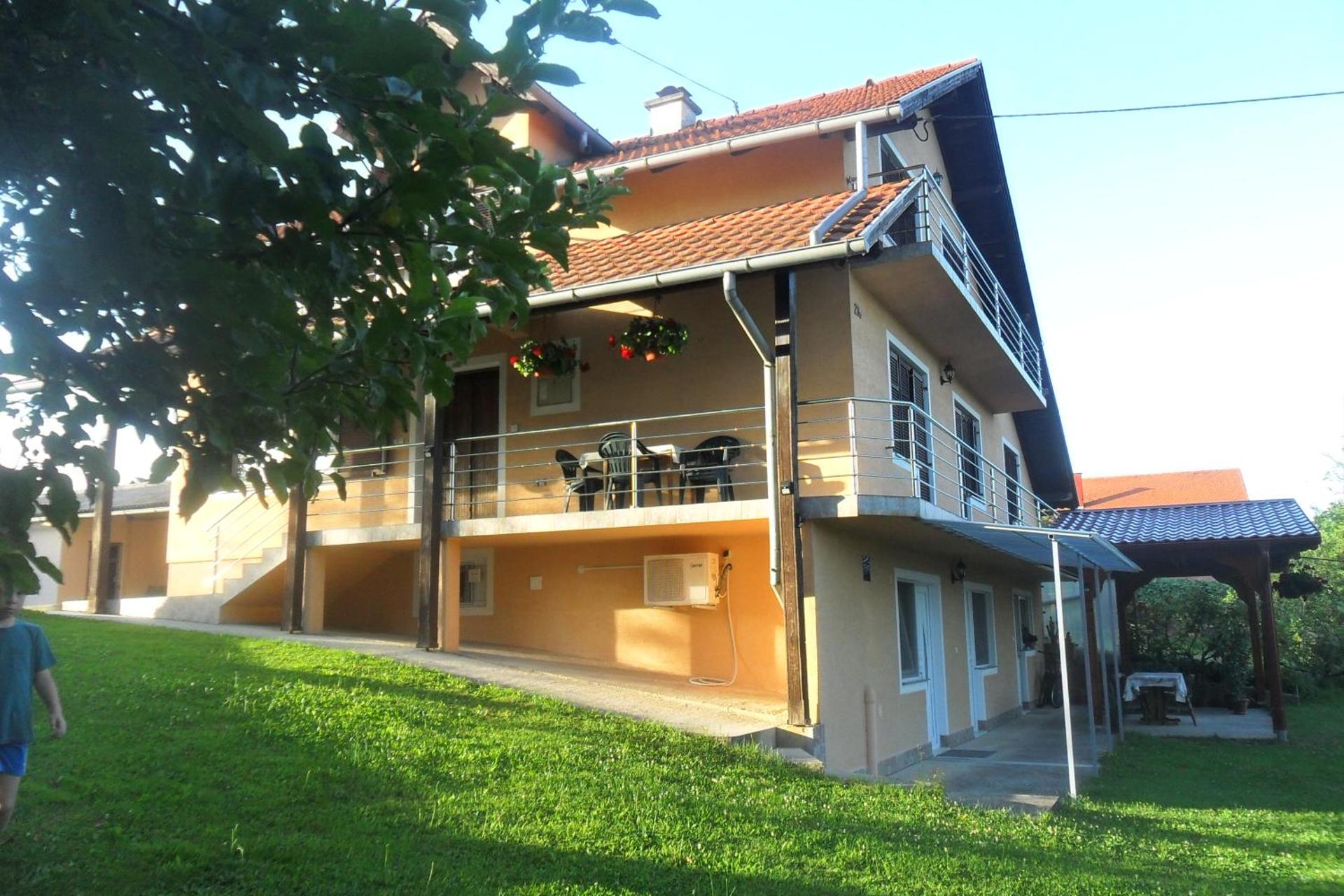 Studio apartman Trdina