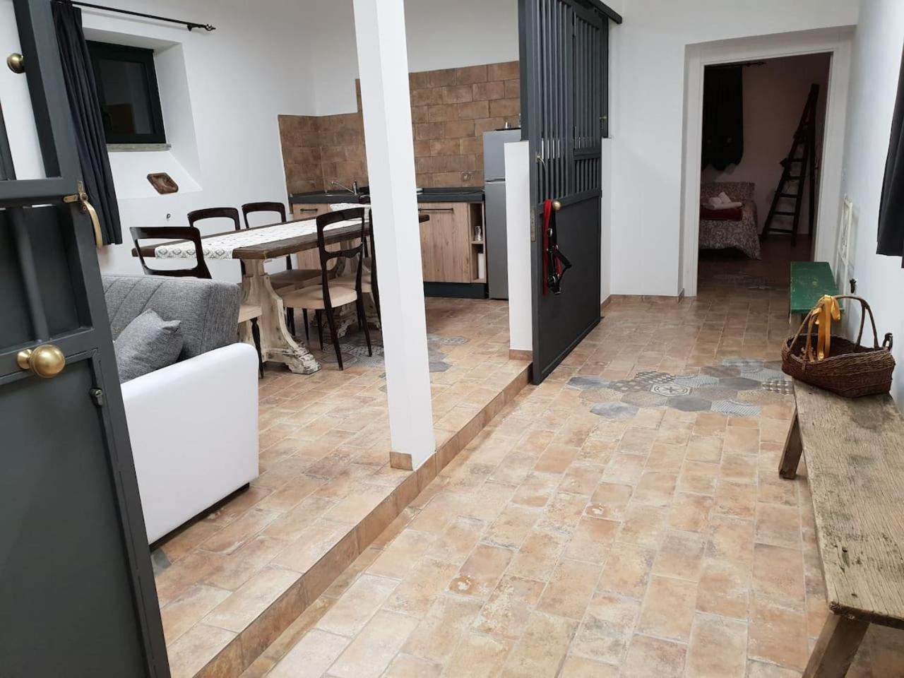 Suite le Scuderie a "le Moline" vita in fattoria