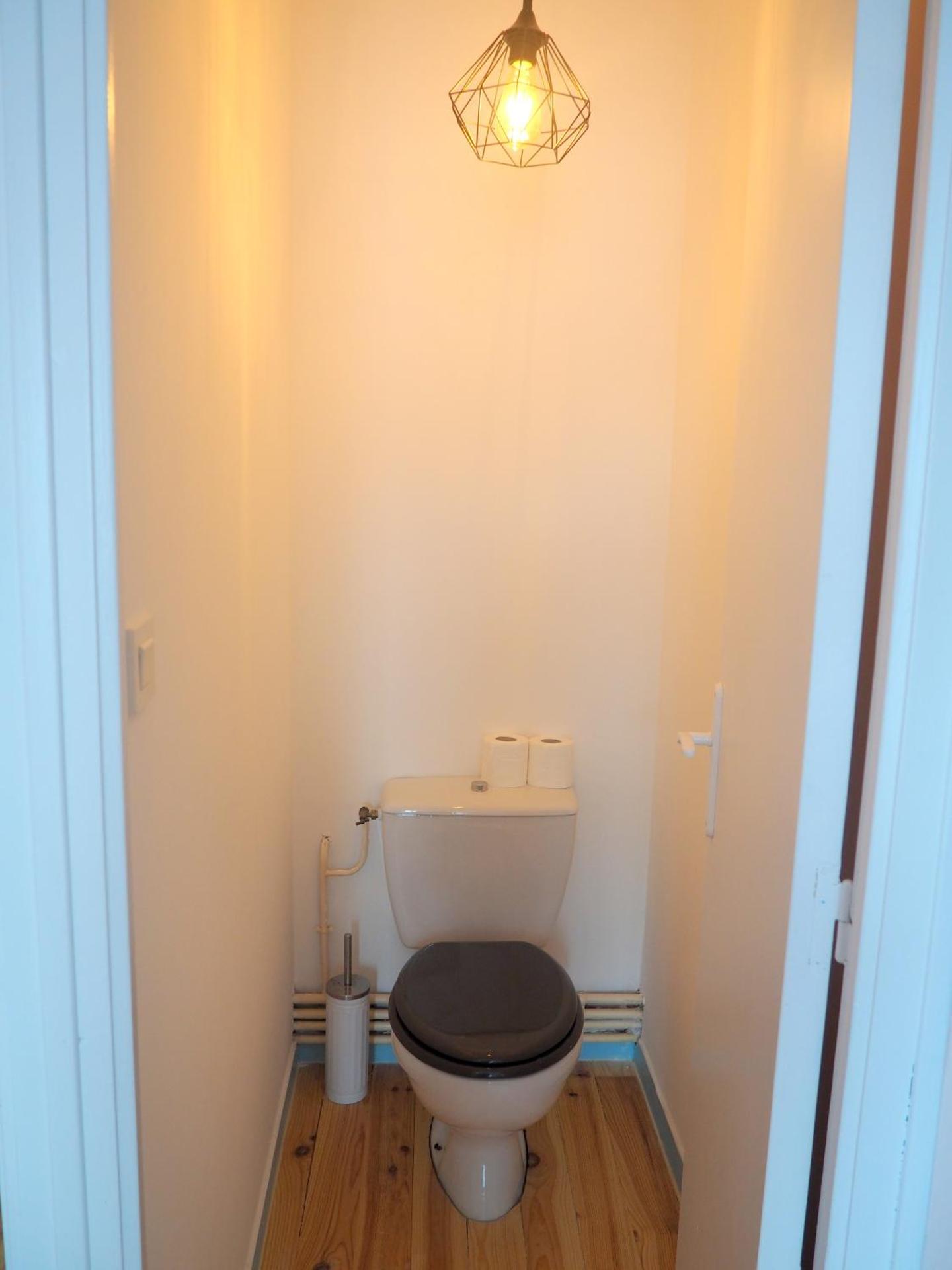 Toilet