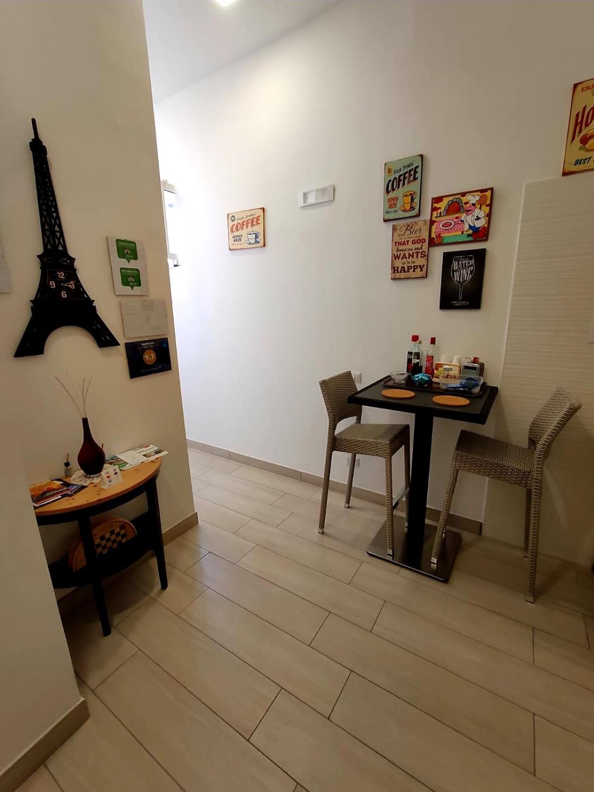 Coffee/tea facilities