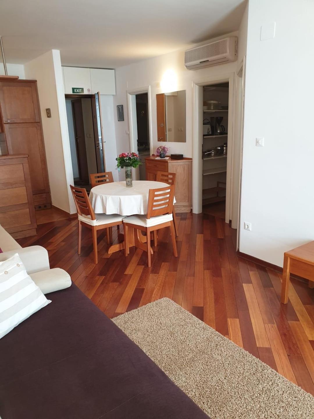 Apartment Maria - free garage