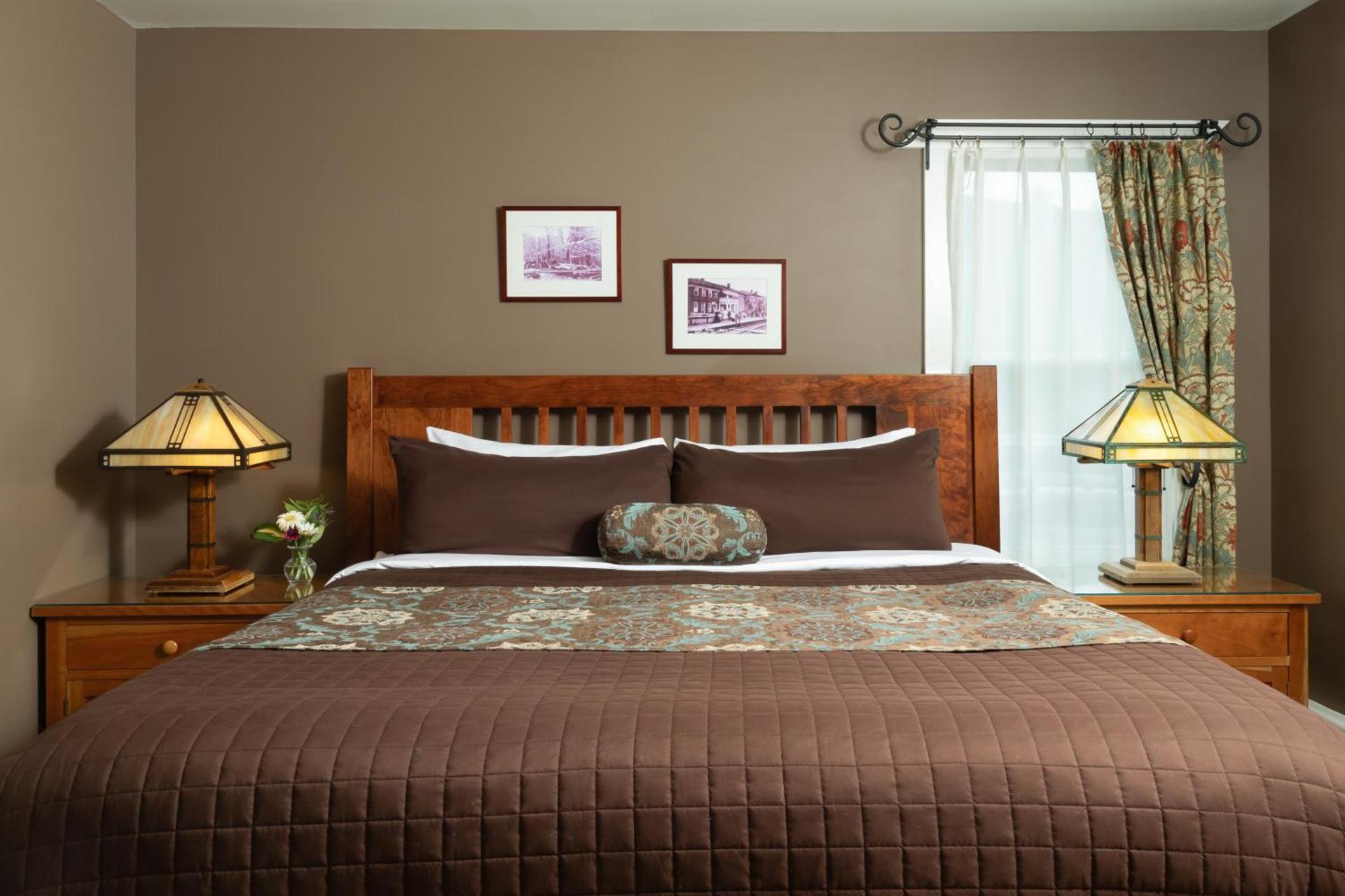 King Suite with Spa Bath