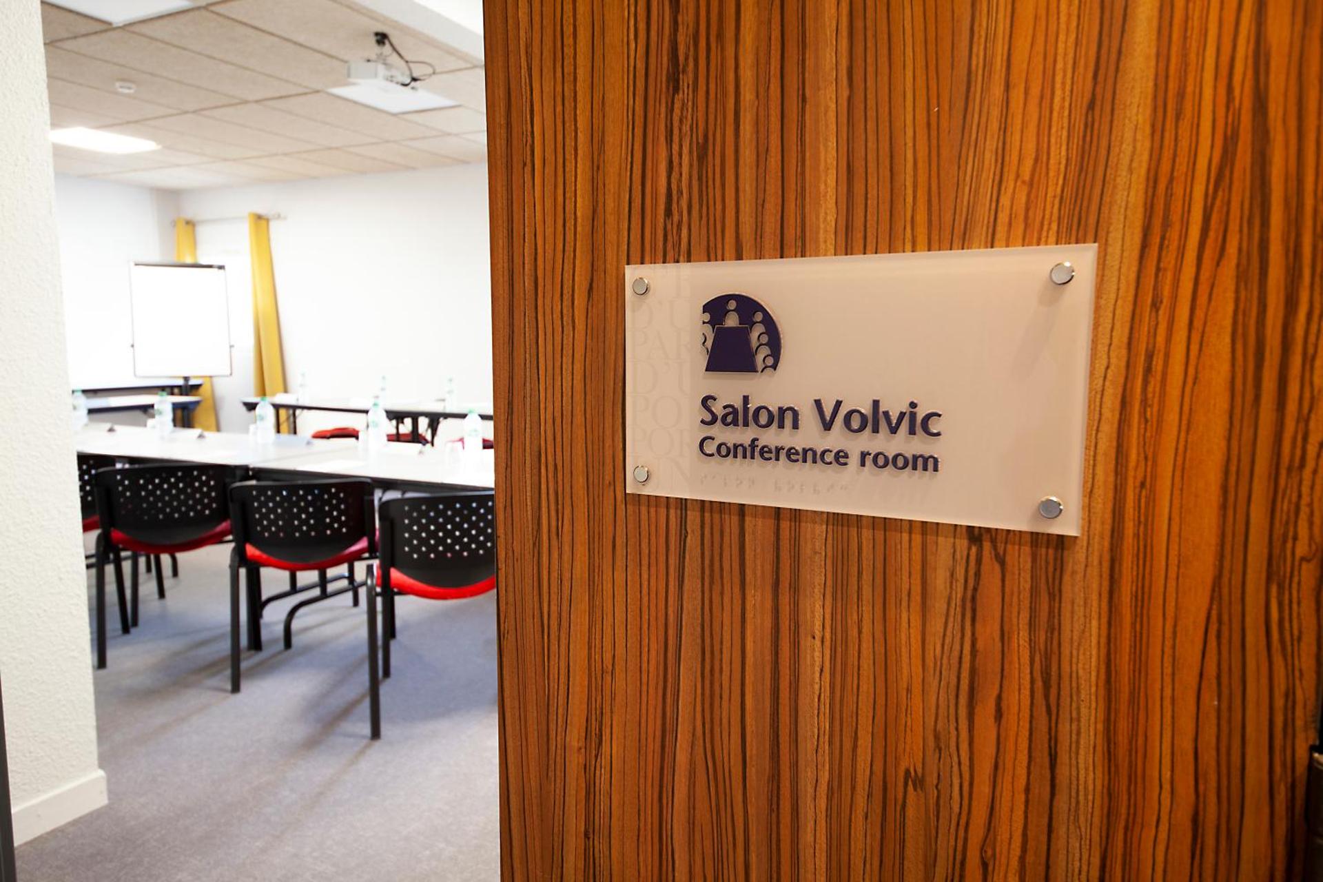 Meeting/conference room