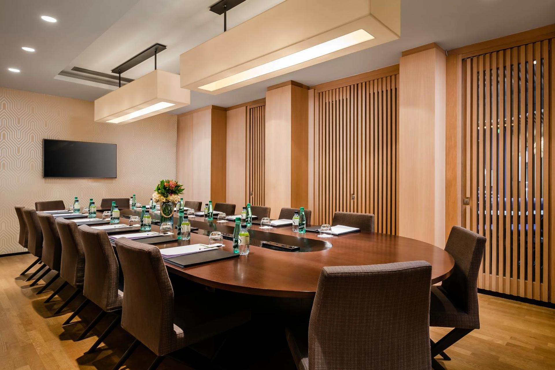 Meeting/conference room