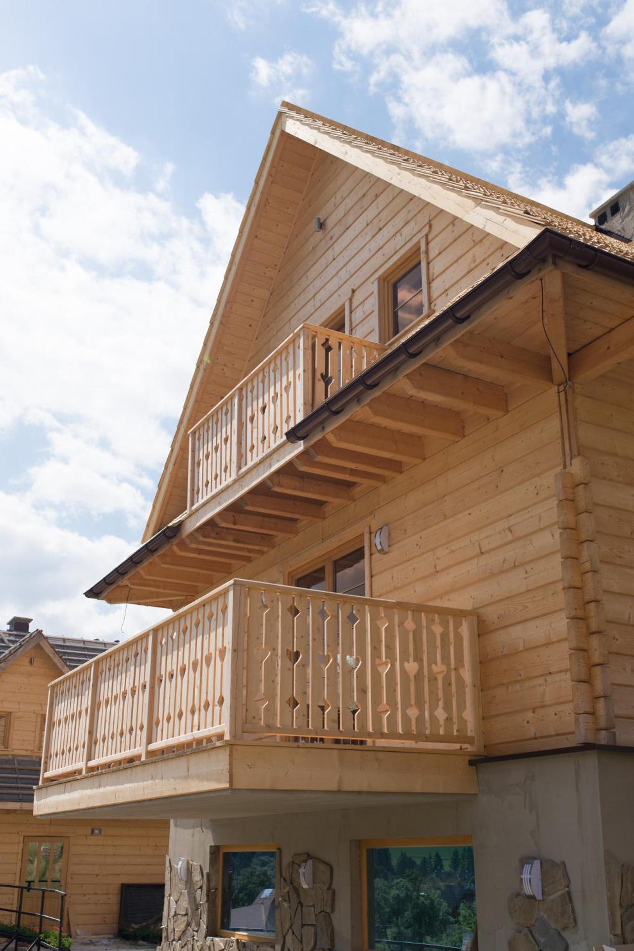 Komfortowe domy Osada Jaworki śniadania sauna grill basen