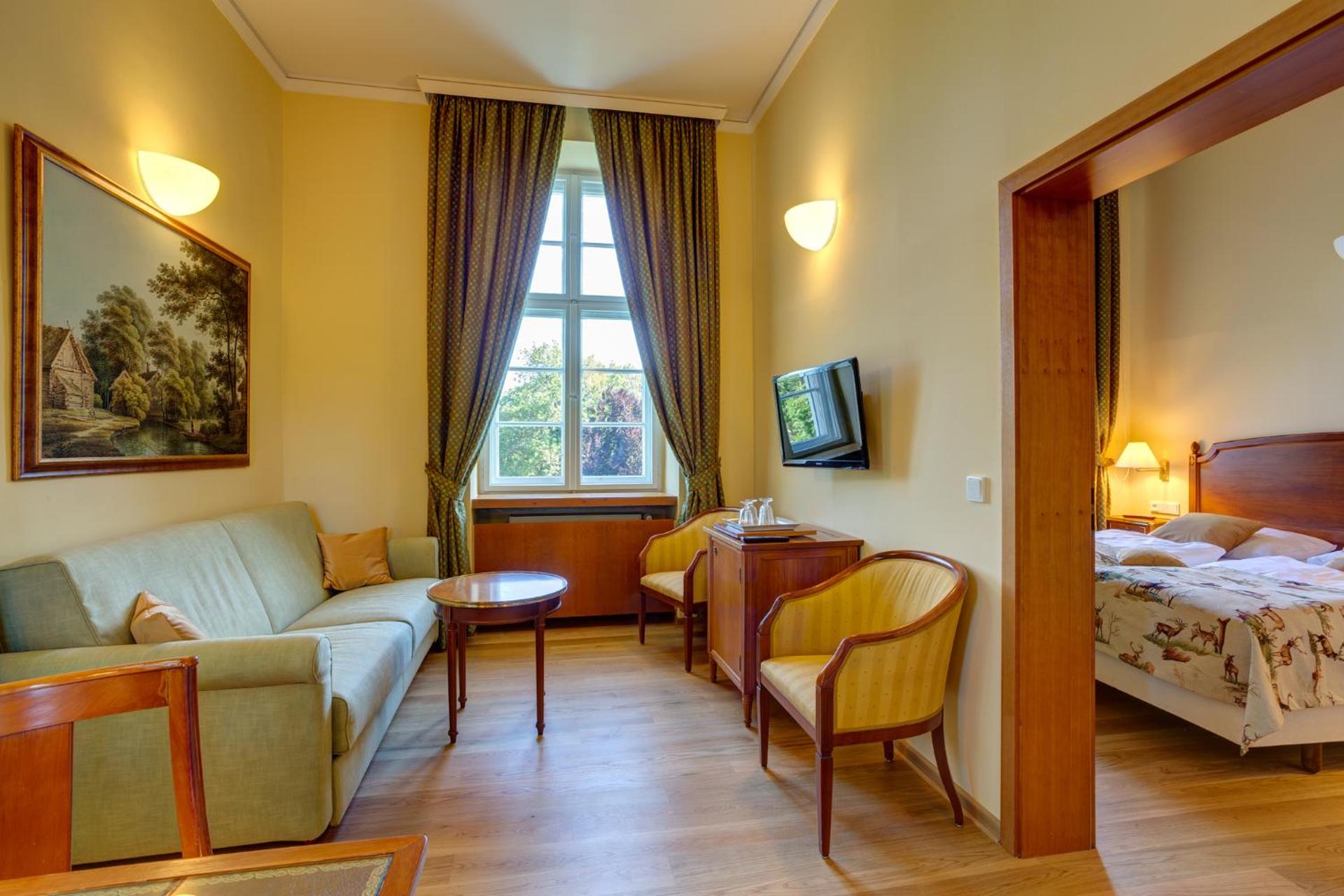 Photo of the whole room