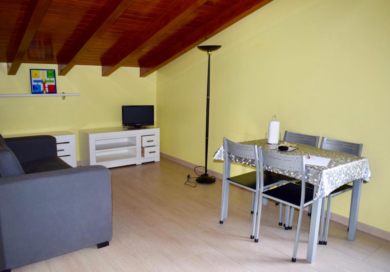 Apartamentos La Fragata