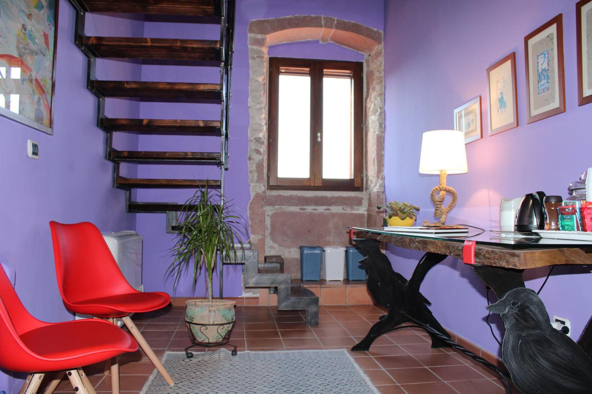 Communal lounge/ TV room