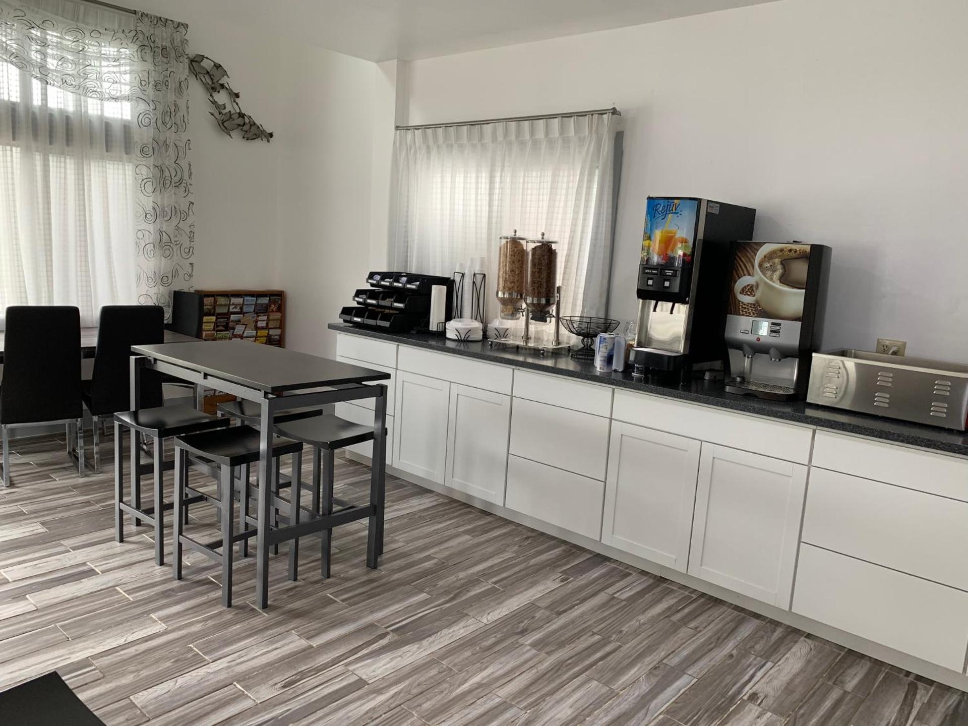 Coffee/tea facilities