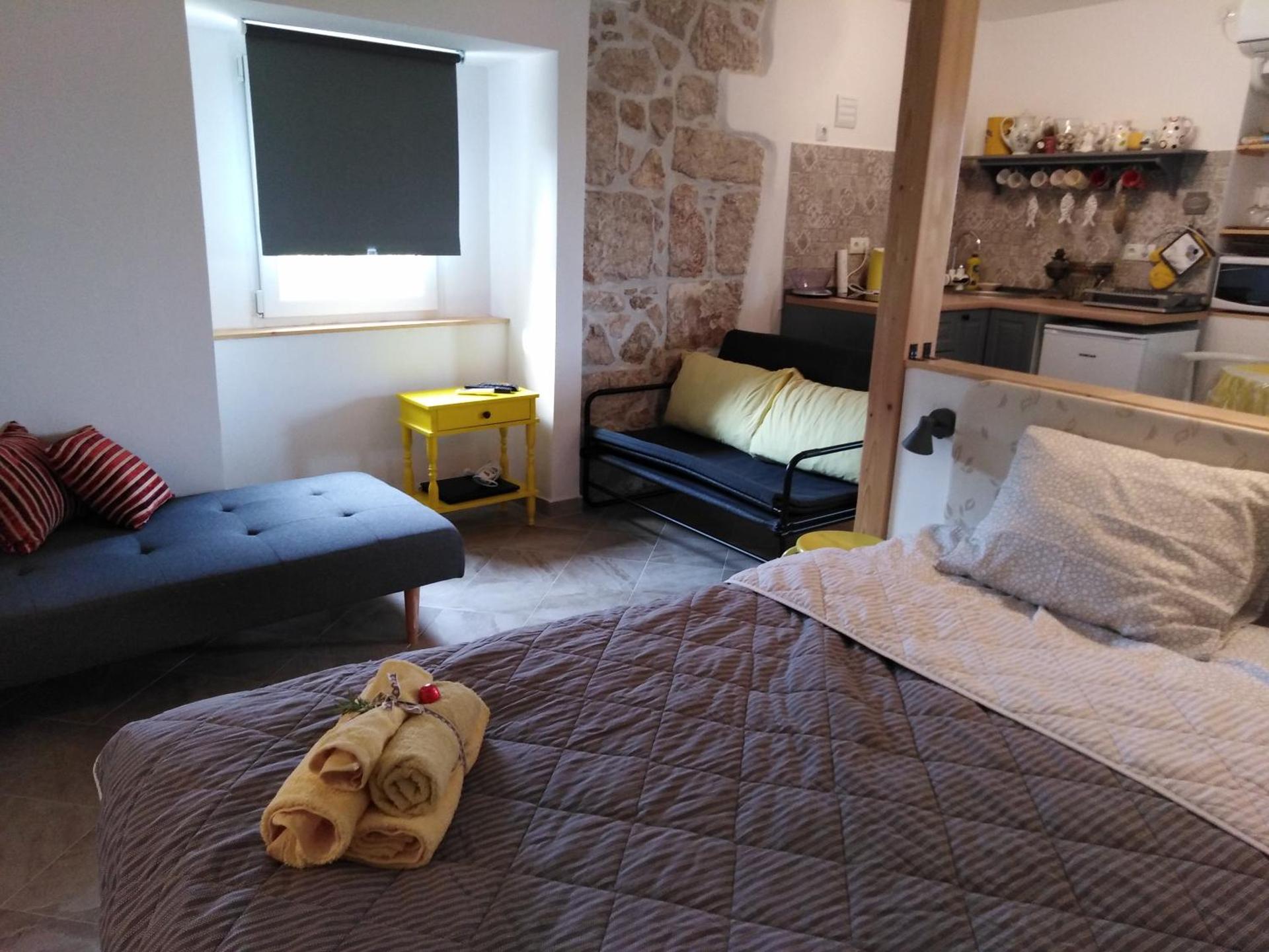 Studio apartmani Šverko