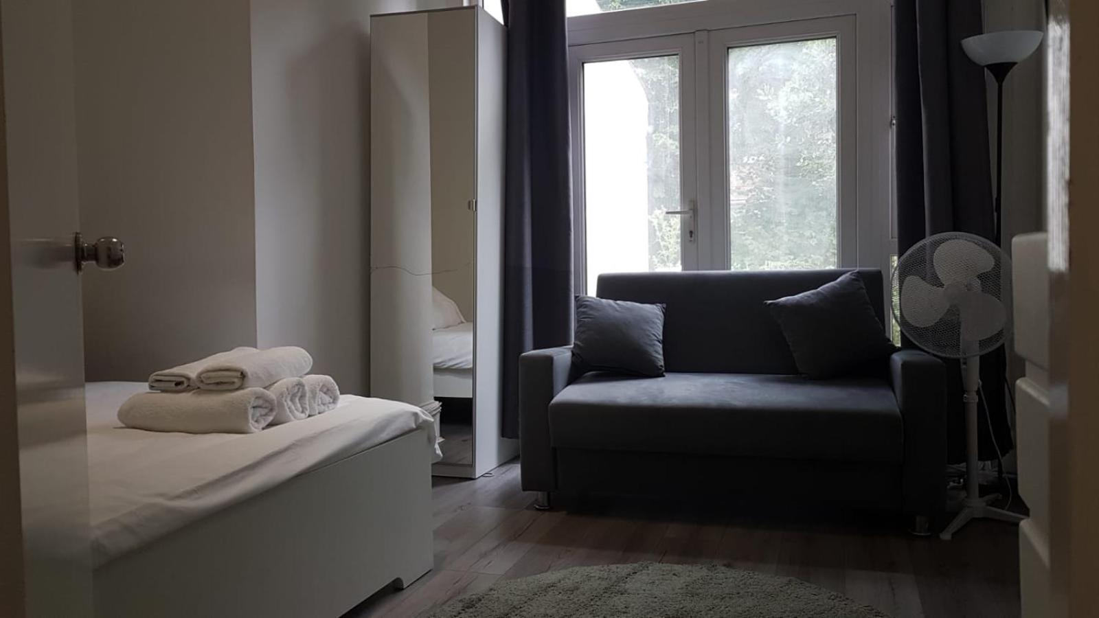 London Queen Park Apartments