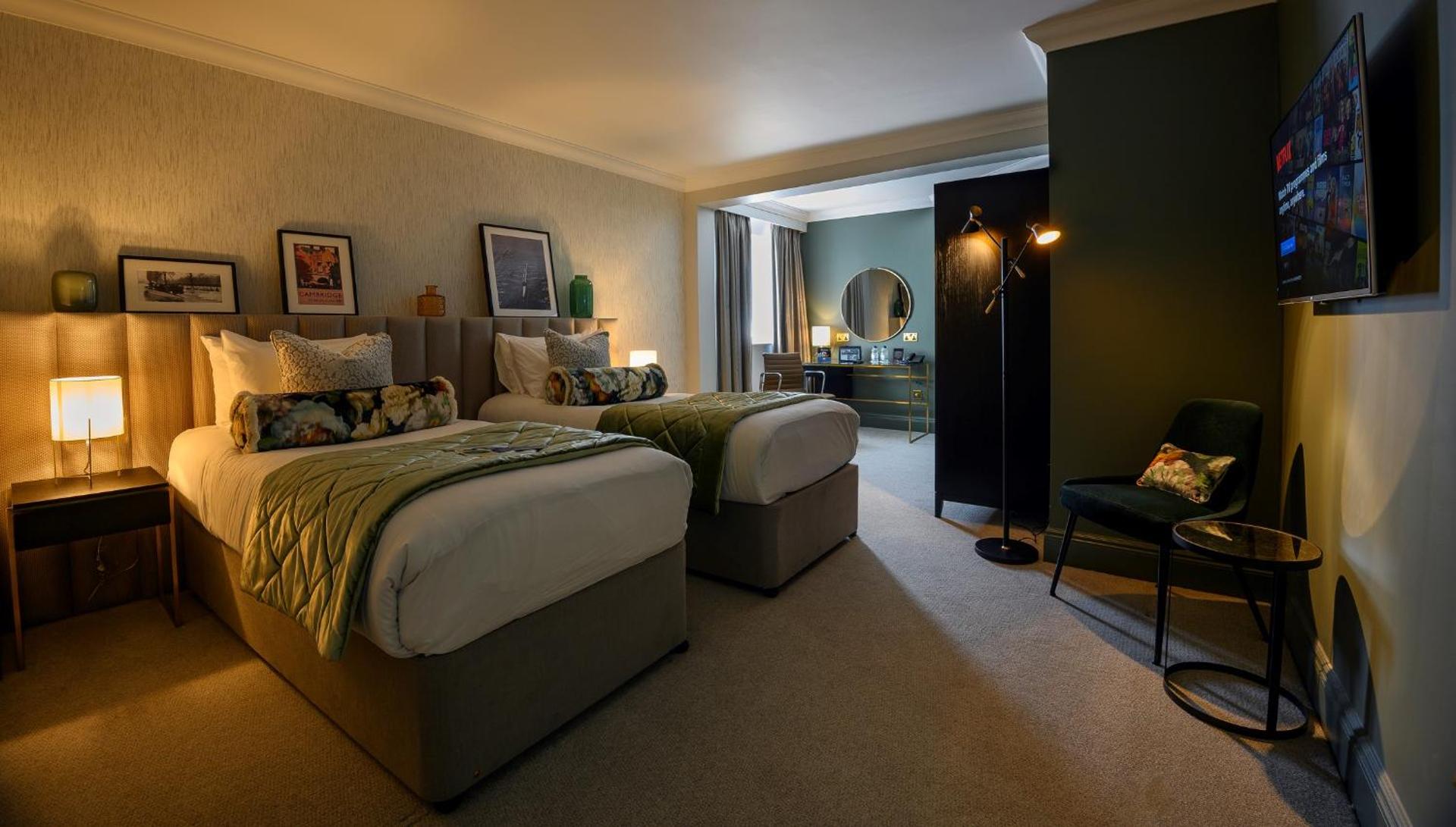 Photo of the whole room